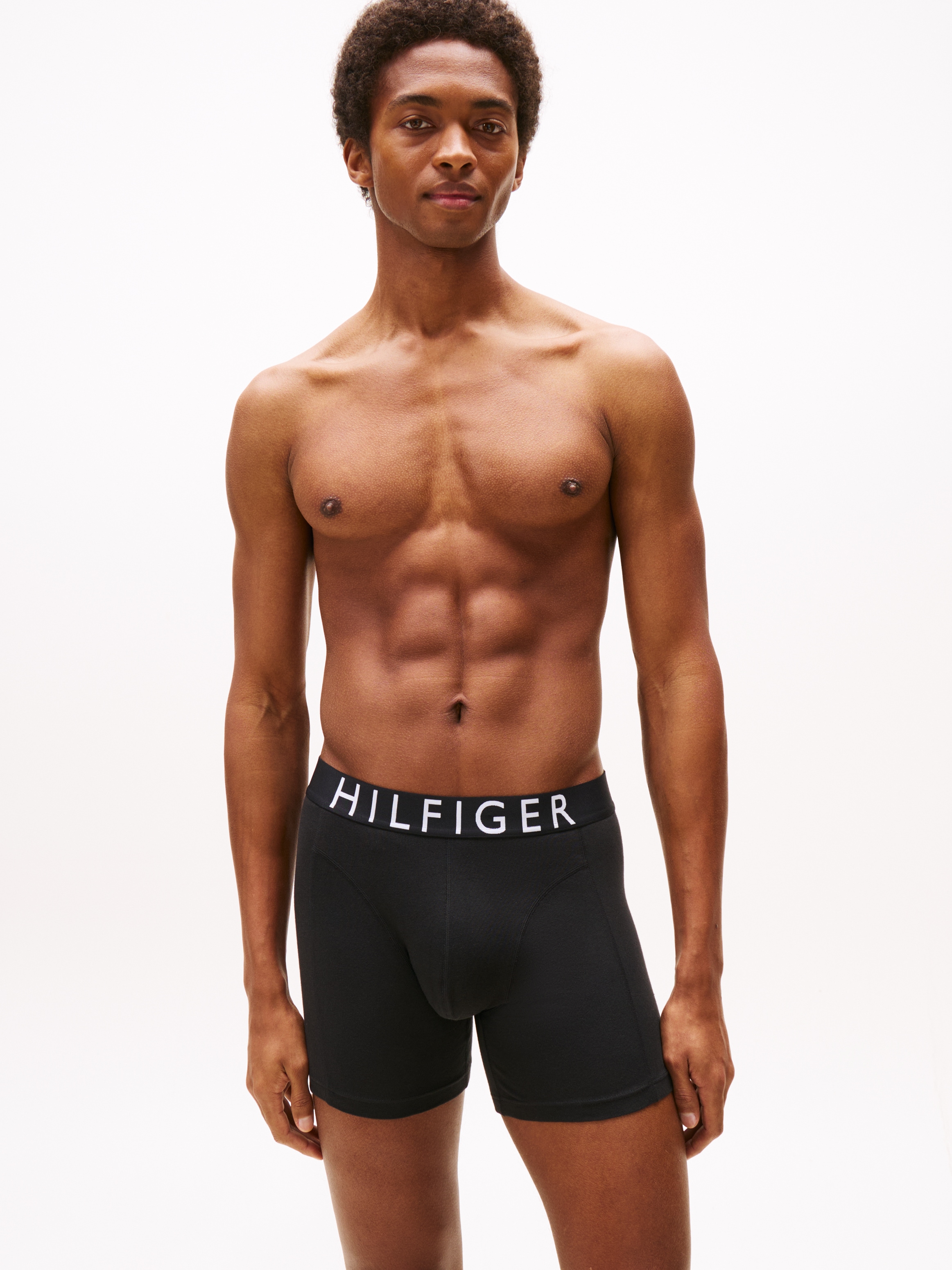 Tommy Hilfiger Underwear Boxershorts »3P BOXER BRIEF mit Kontrast-Logo-Taillenbund«, (3 St.), langes Bein, körpernahe Form