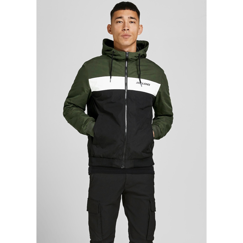 Jack & Jones Windbreaker »RUSH BLOCKING HOOD BOMBER«, mit Kapuze