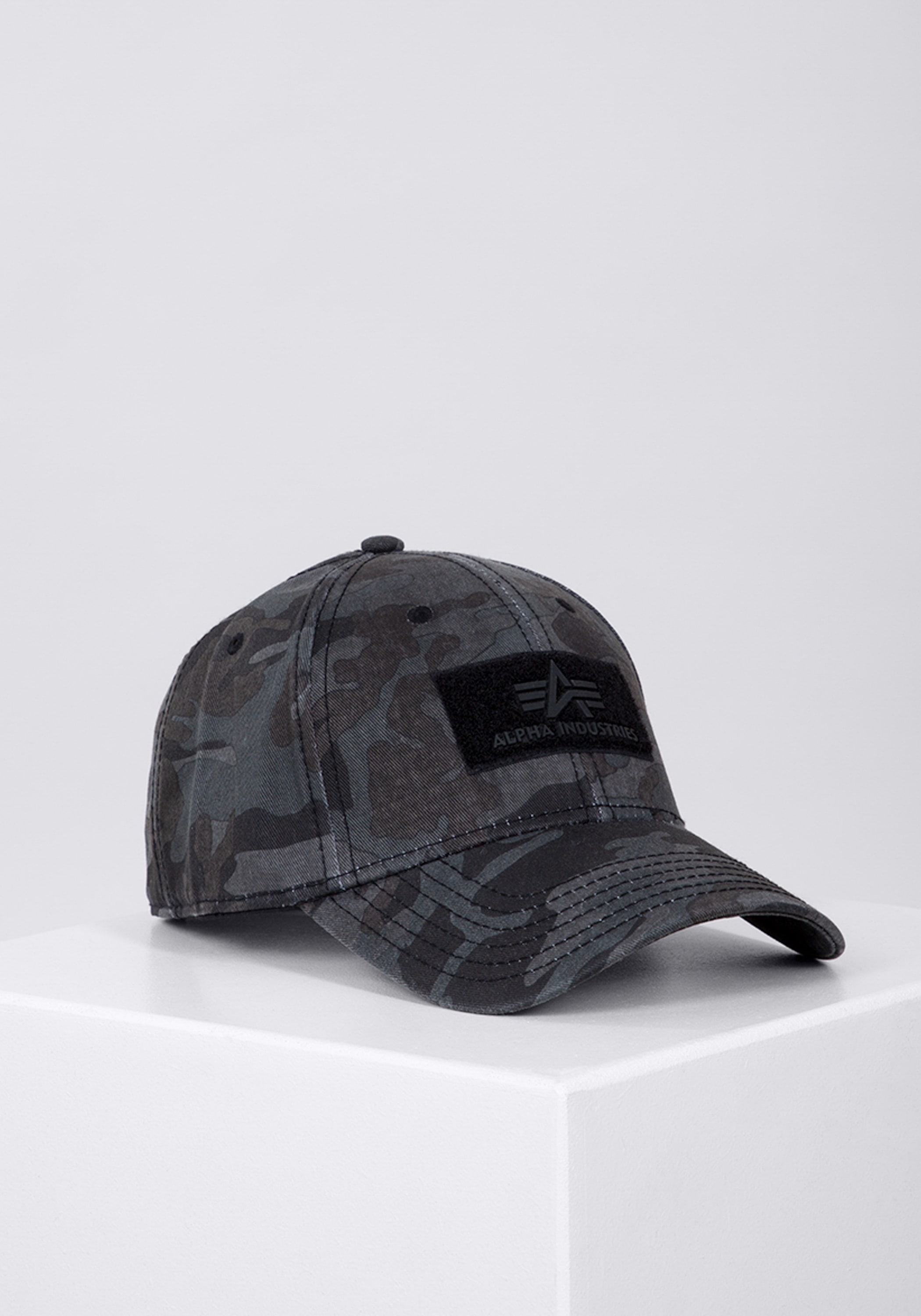 Trucker Cap »Alpha Industries Accessoires - Headwear Velcro Cap Camo«