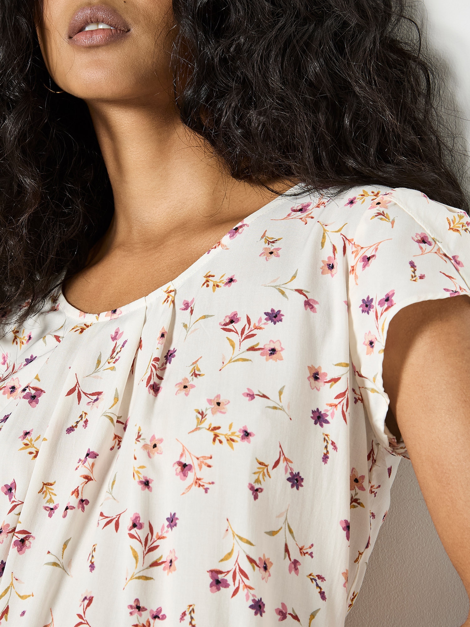 Apricot Strandtop »Leichtes Oberteil« mit kleinem Blumenmuster