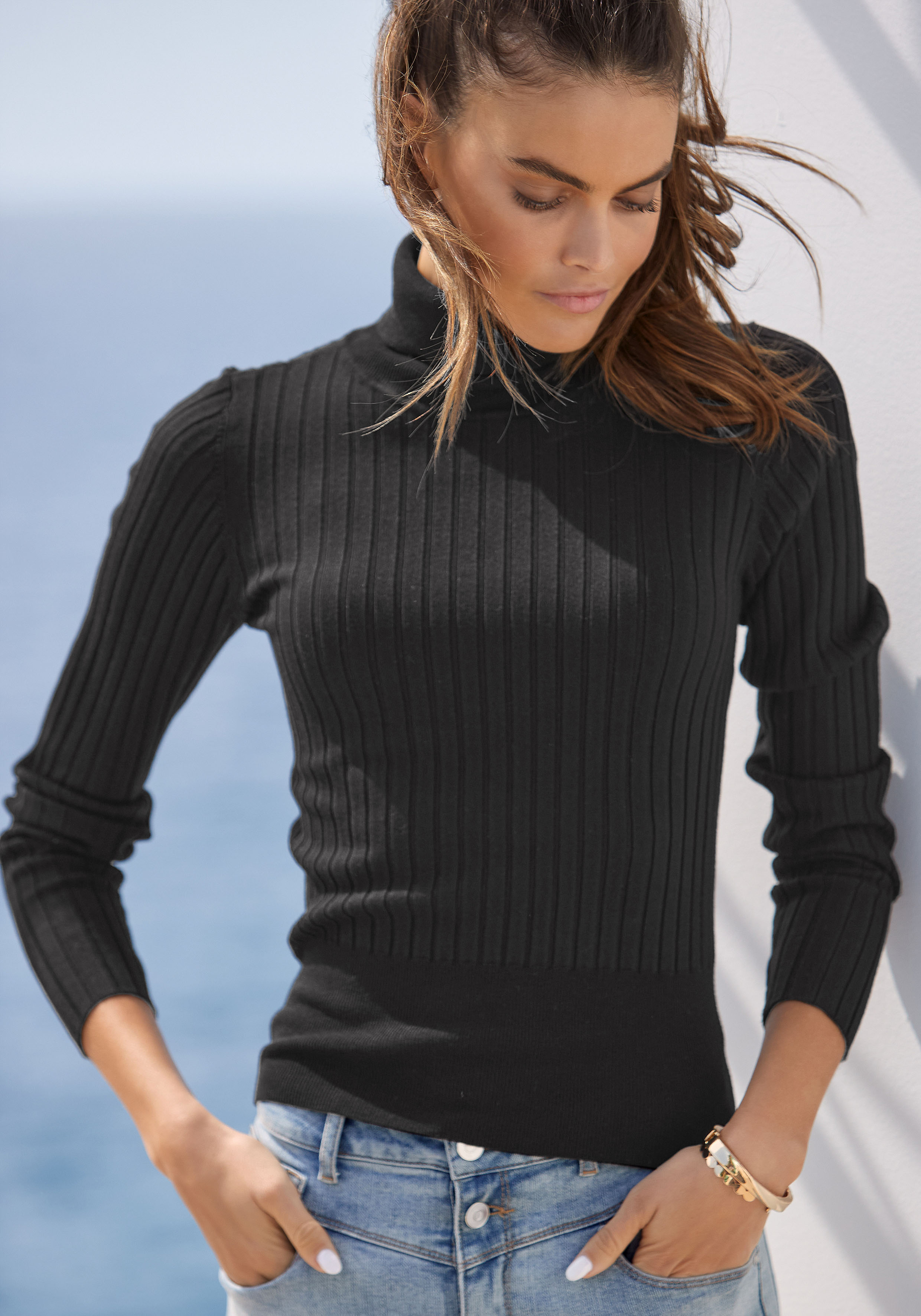 Rollkragenpullover, aus weichem Rippstrick