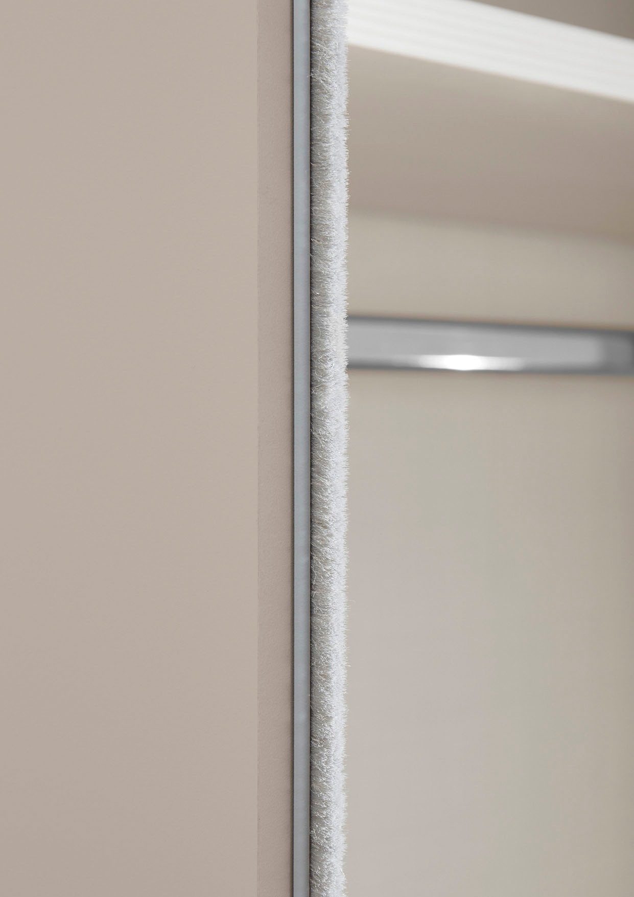 STAUD Schwebetürenschrank »Sonett 200 G, Made in Germany« mit vier verschiedenen Ausstattungsvarianten