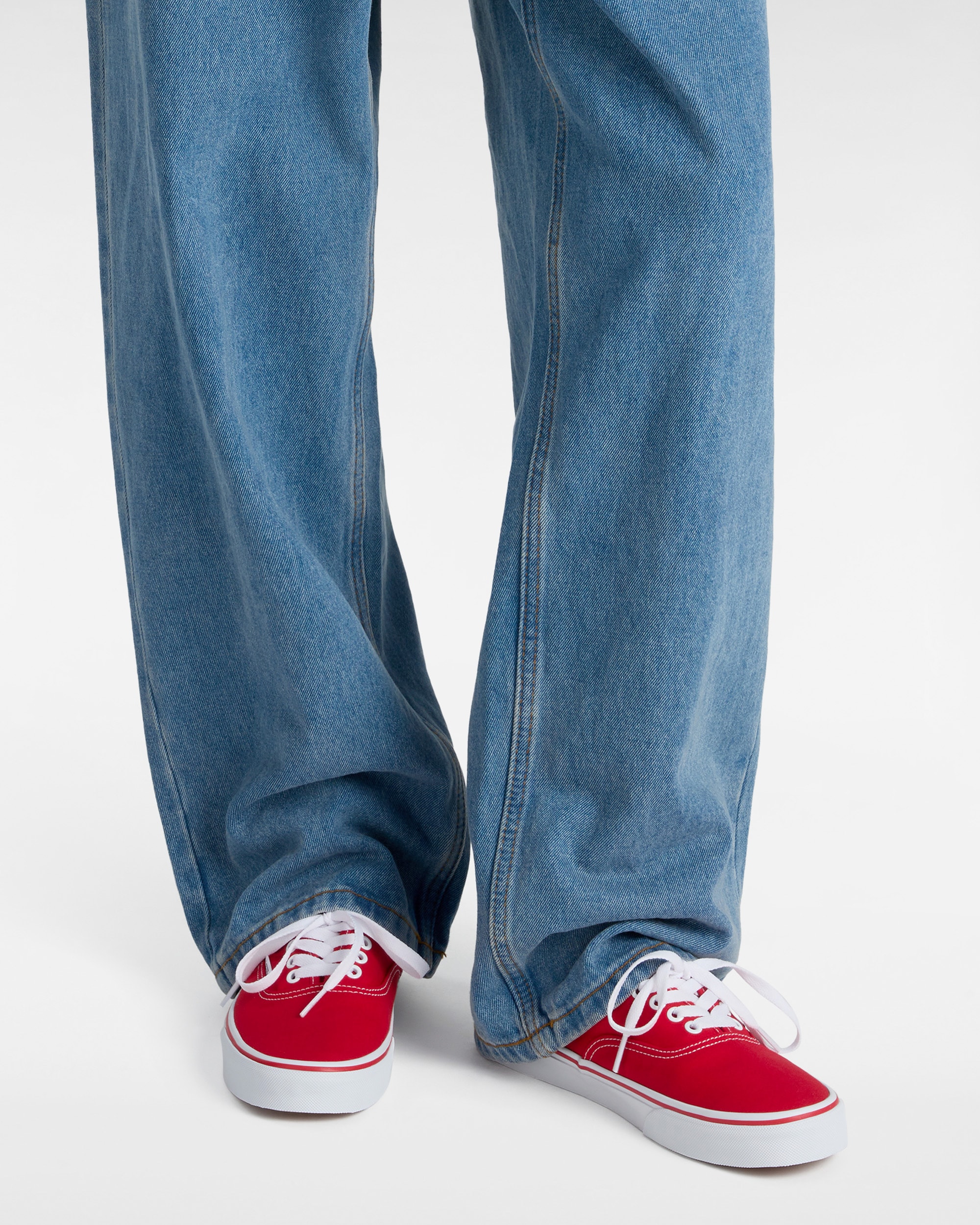 Vans Sneaker »UA Authentic«  aus textilem Canvas-Material