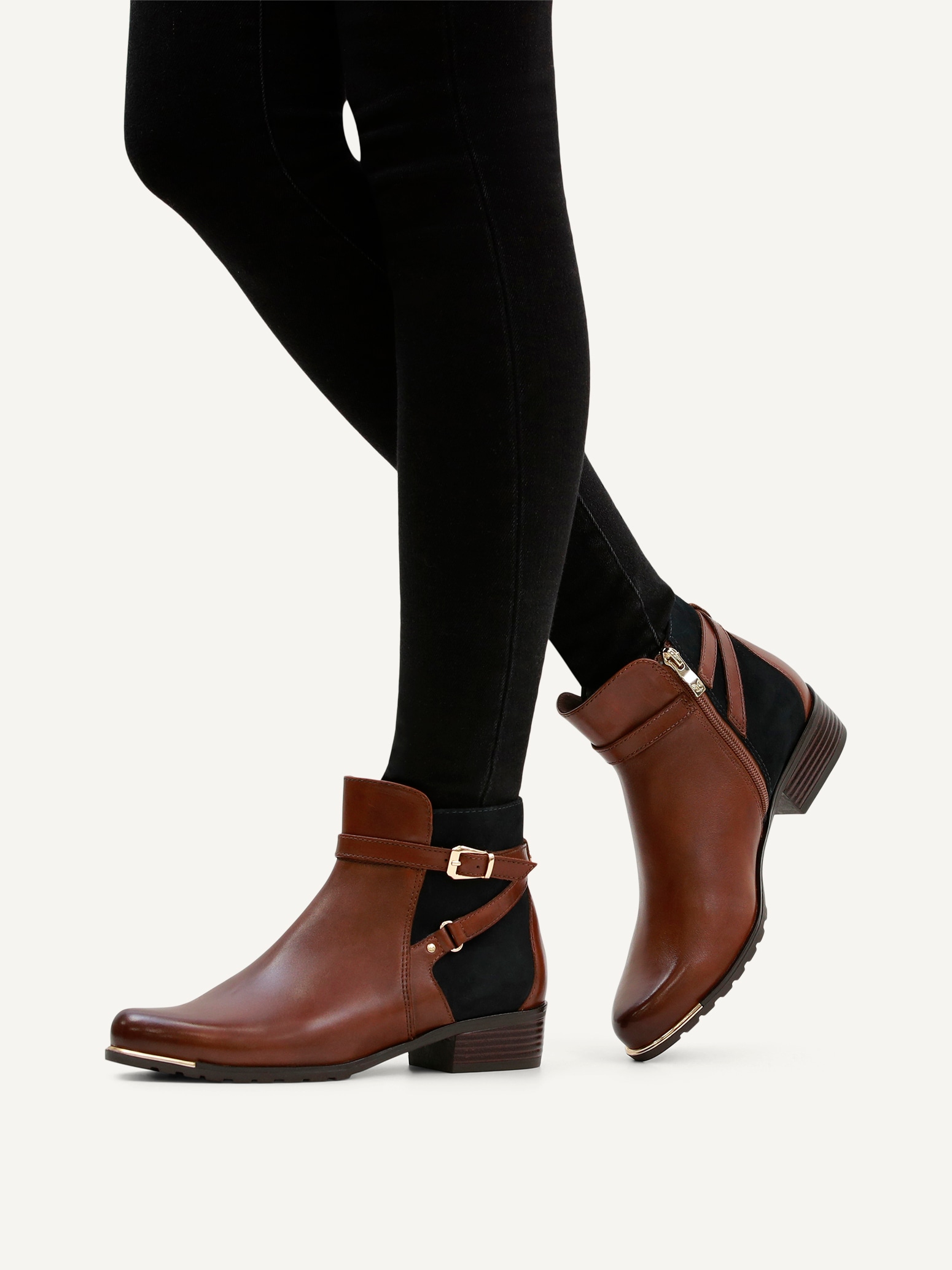 Caprice Stiefelette, Blockabsatz, Boots mit Zierschnalle und Zierriemchen