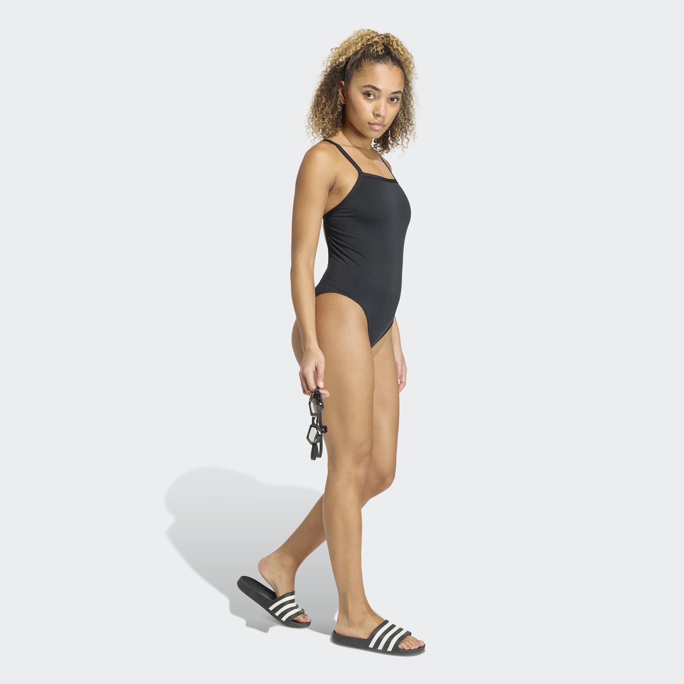 adidas Performance Badeanzug »ESS THSTRP SUIT«