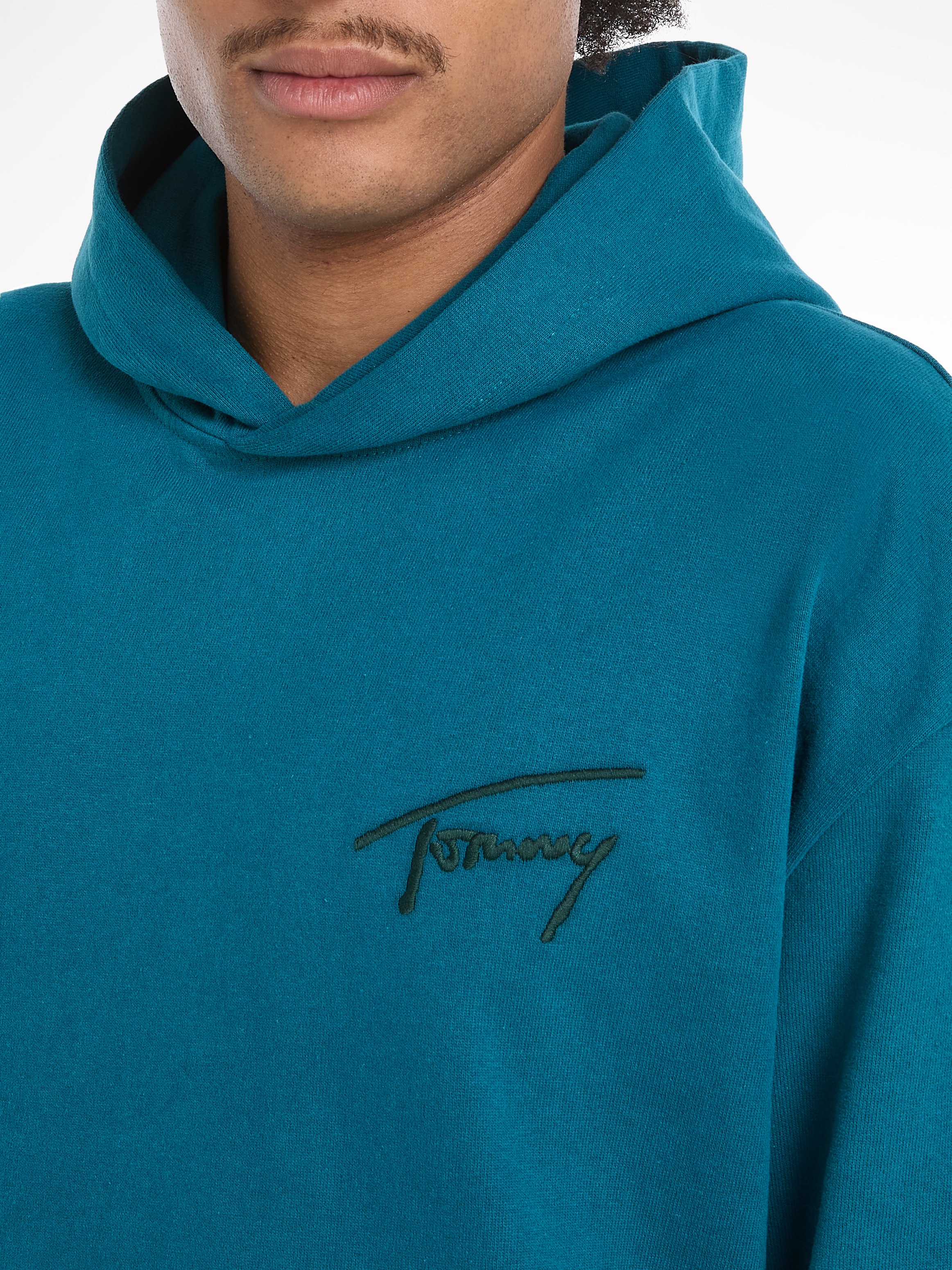 Tommy Jeans Kapuzensweatshirt »TJM RLX SIGNATURE HOODIE EXT«, mit aufgesticktem Signatur-Logo