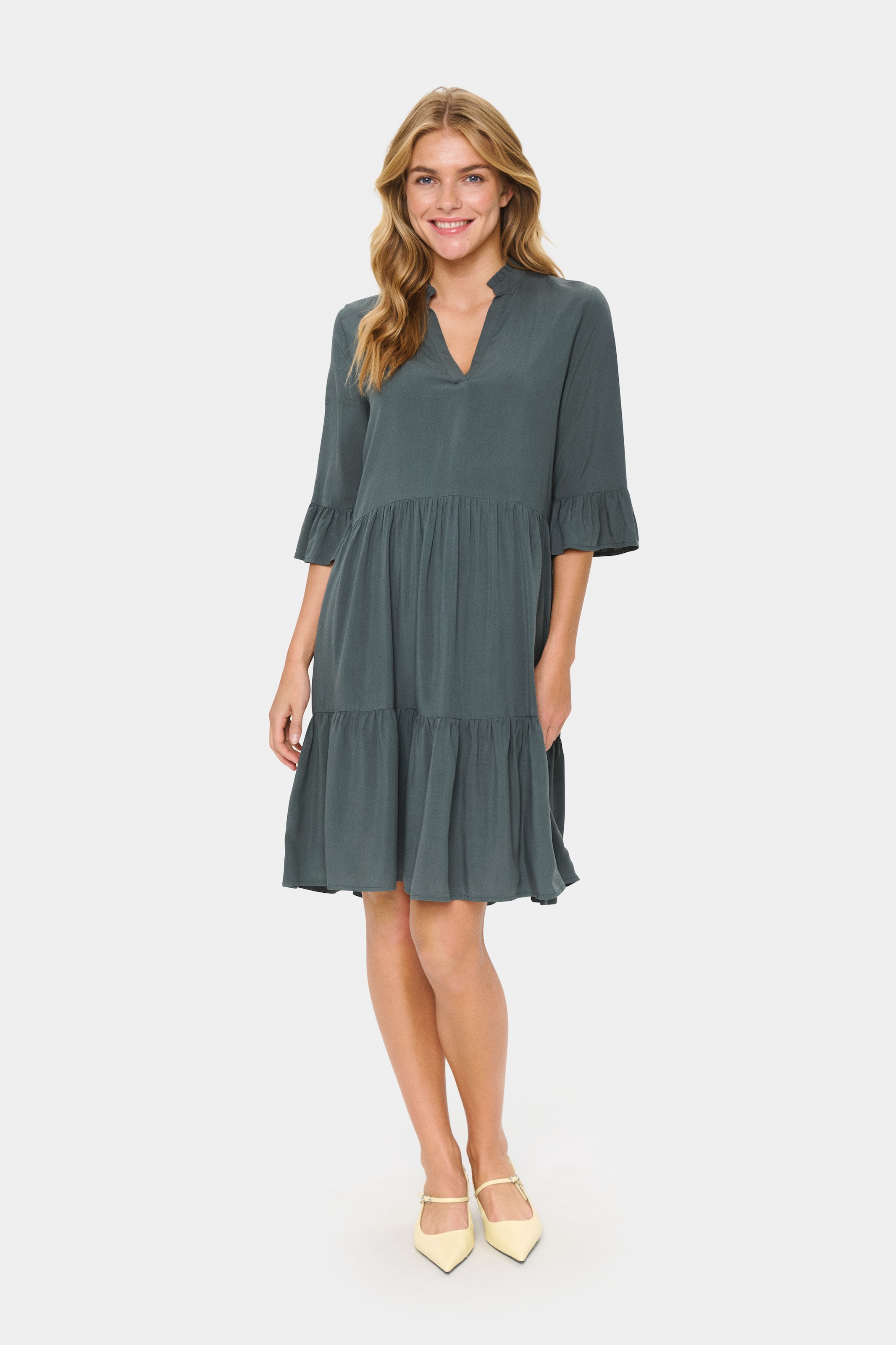 Saint Tropez Blusenkleid »EdaSZ Dress«, mit Volant und 3/4 Ärmel