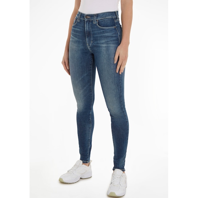 Tommy Jeans Skinny-fit-Jeans »Jeans SYLVIA HR SSKN CG4«, mit Logobadge und  Labelflags im OTTO Online Shop