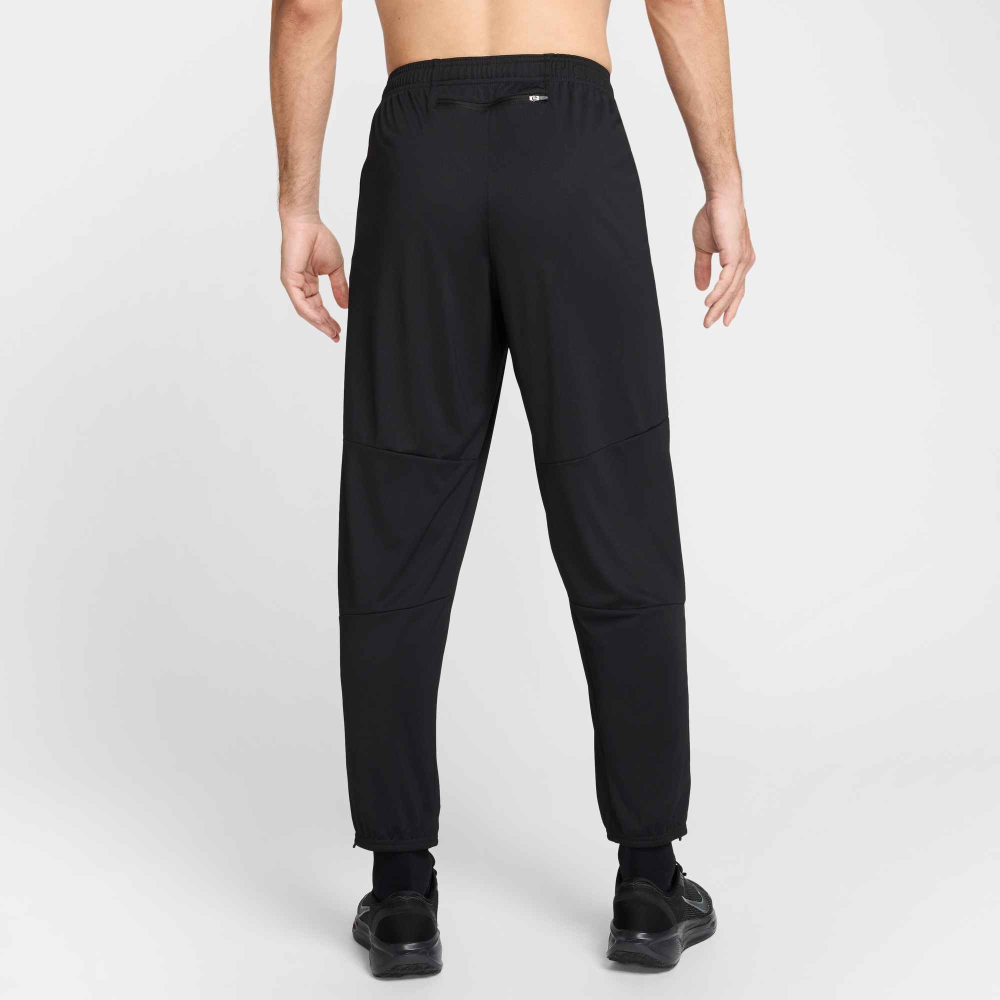 Nike Laufhose »M NK DF CHALLENGER KNIT PANT«  aus Strickmaterial, atmungsaktiv