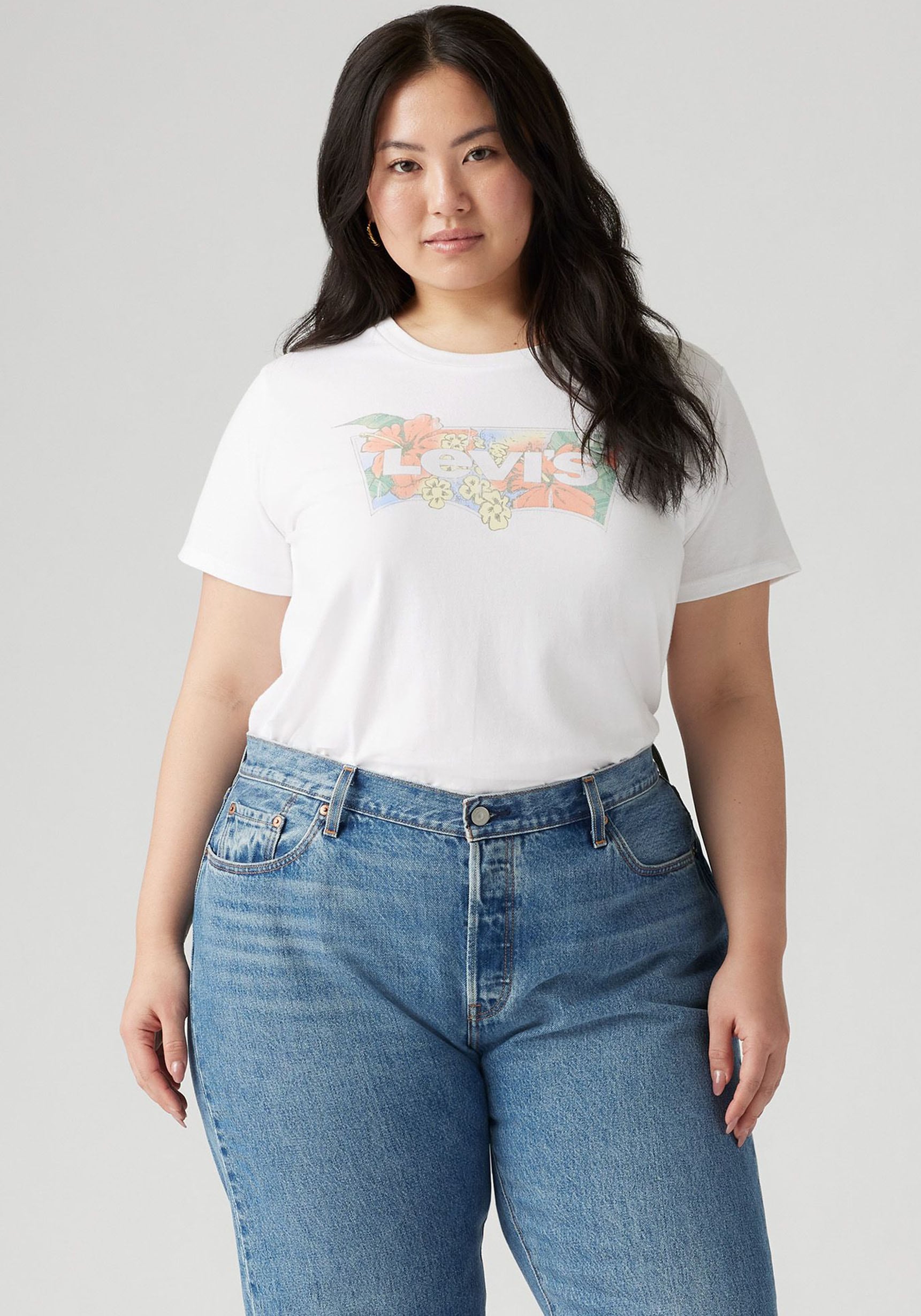 Levi's® Plus T-Shirt, mit floralem Batwing-Logodruck