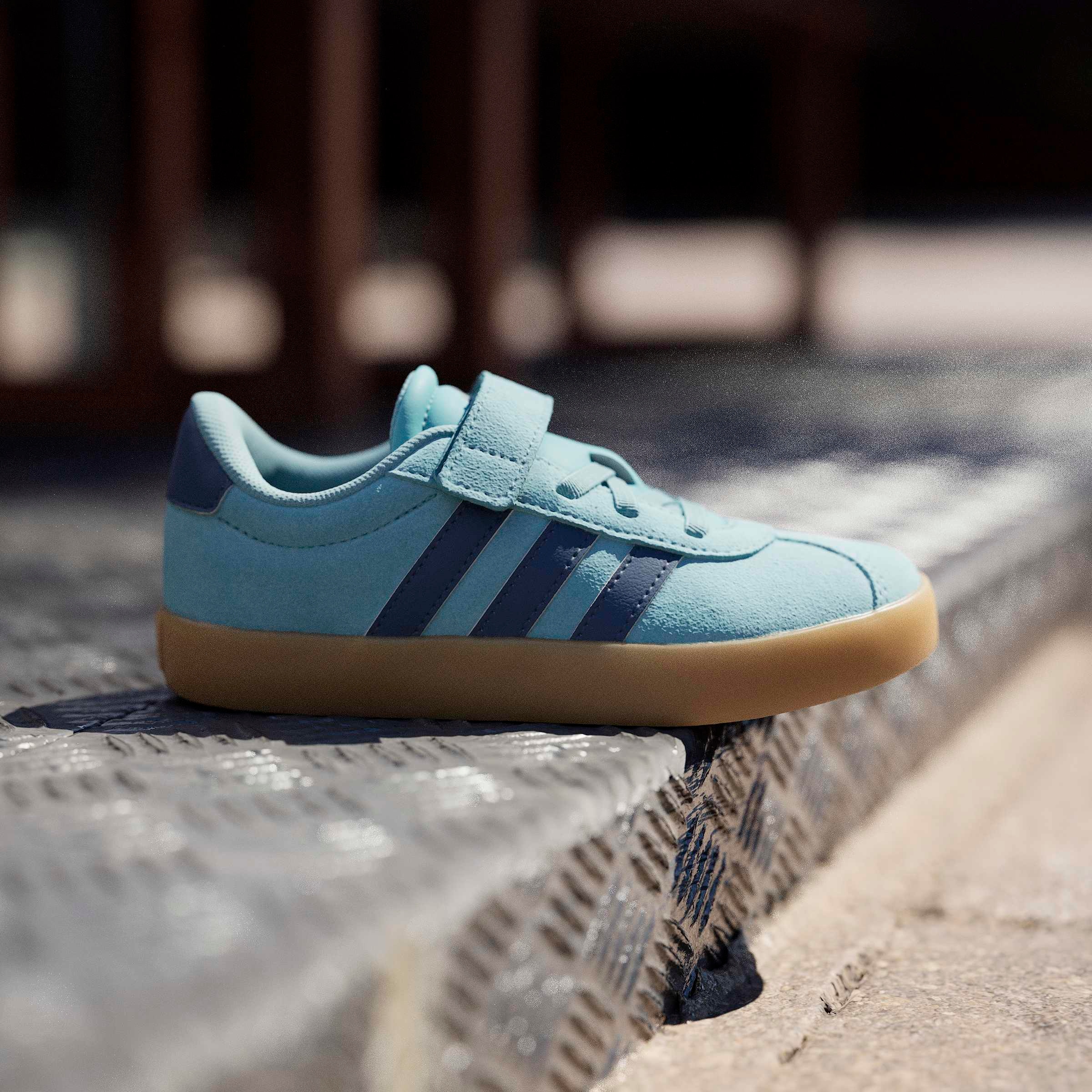 adidas Sportswear Sneaker »VL COURT 3.0«  inspiriert vom Design des adidas Handball Spezial