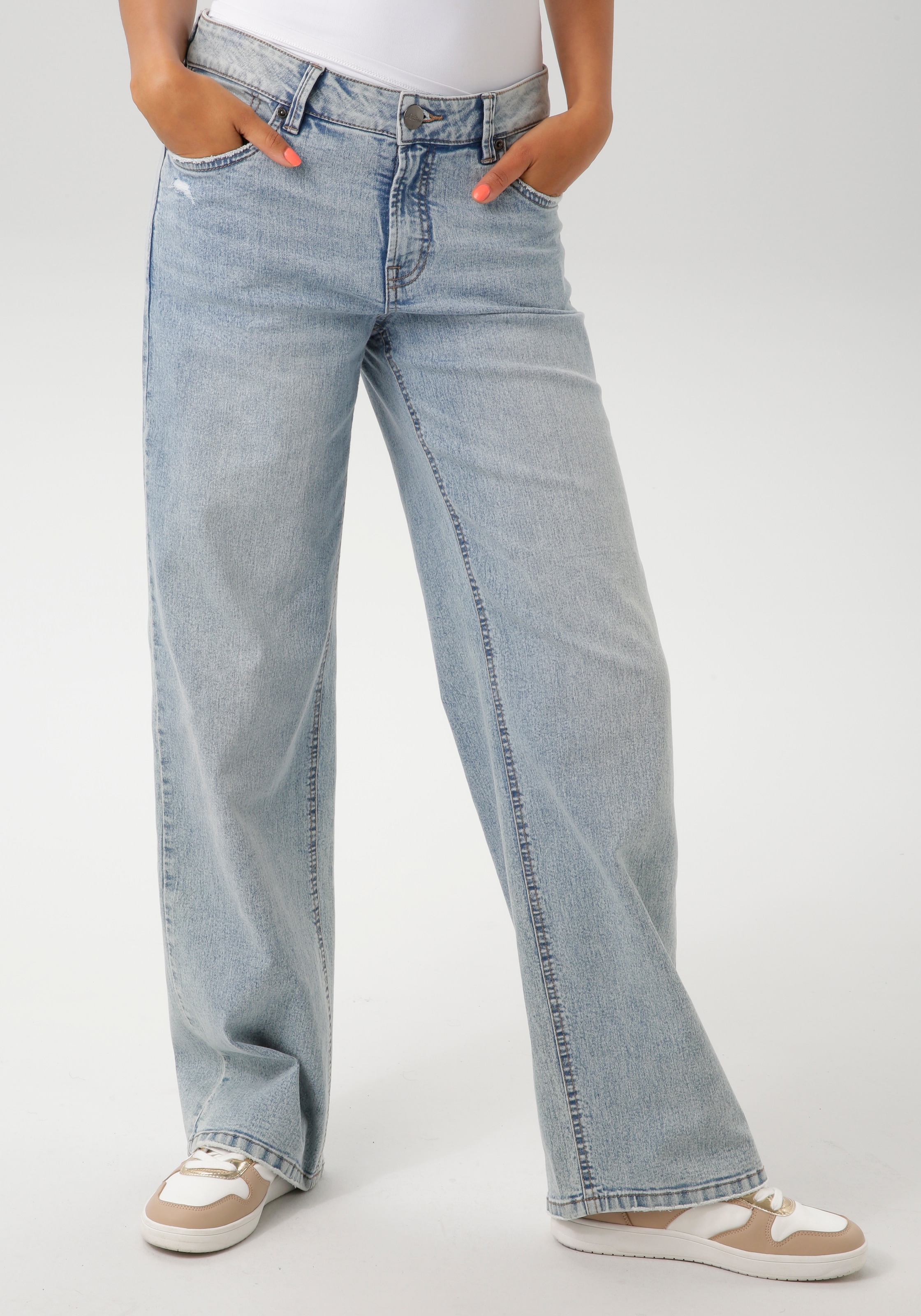 Aniston CASUAL Straight-Jeans, mit trendig weitem Bein - NEUE KOLLEKTION