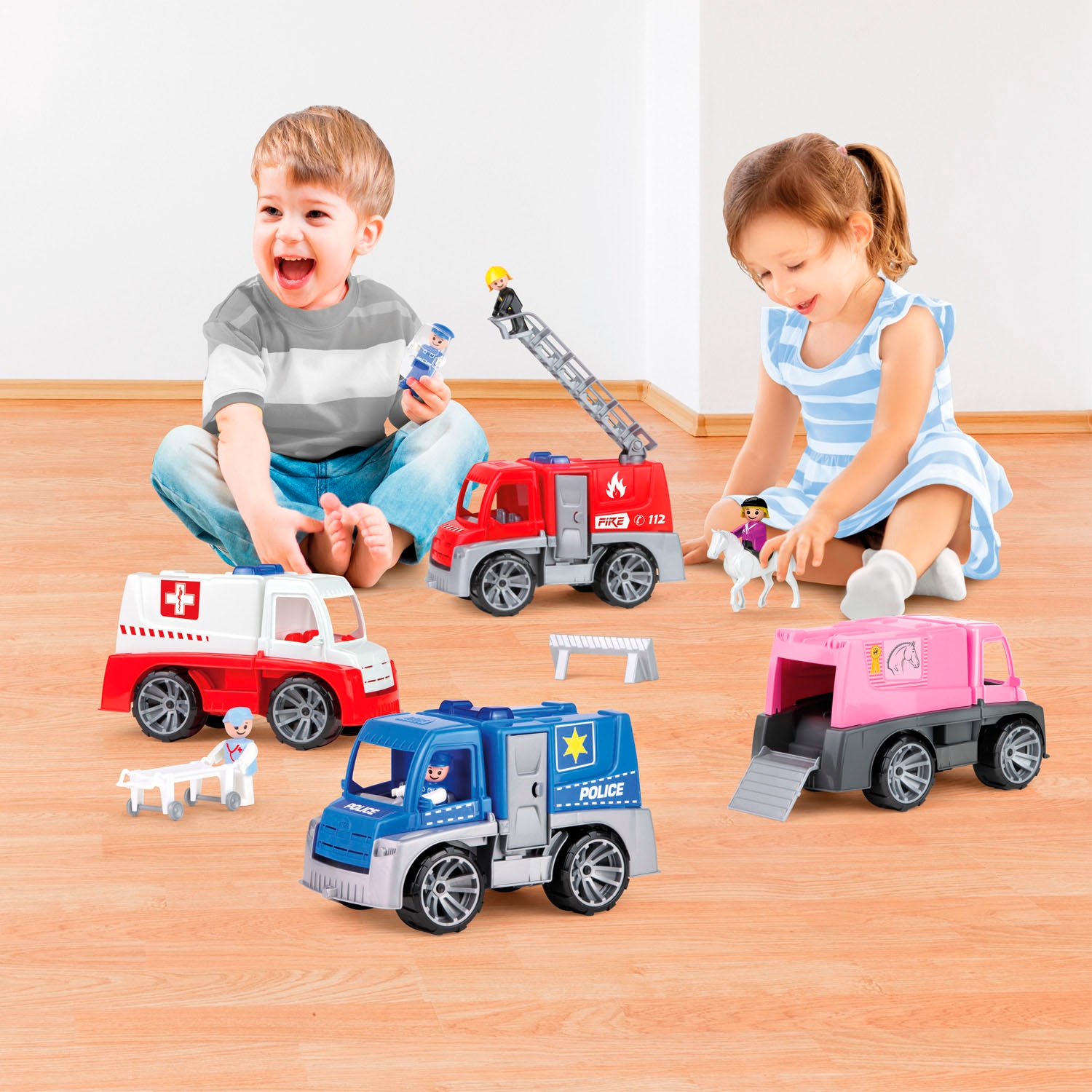 Lena® Spielzeug-Feuerwehr »TRUXX«, inklusive Spielfigur; Made in Europe