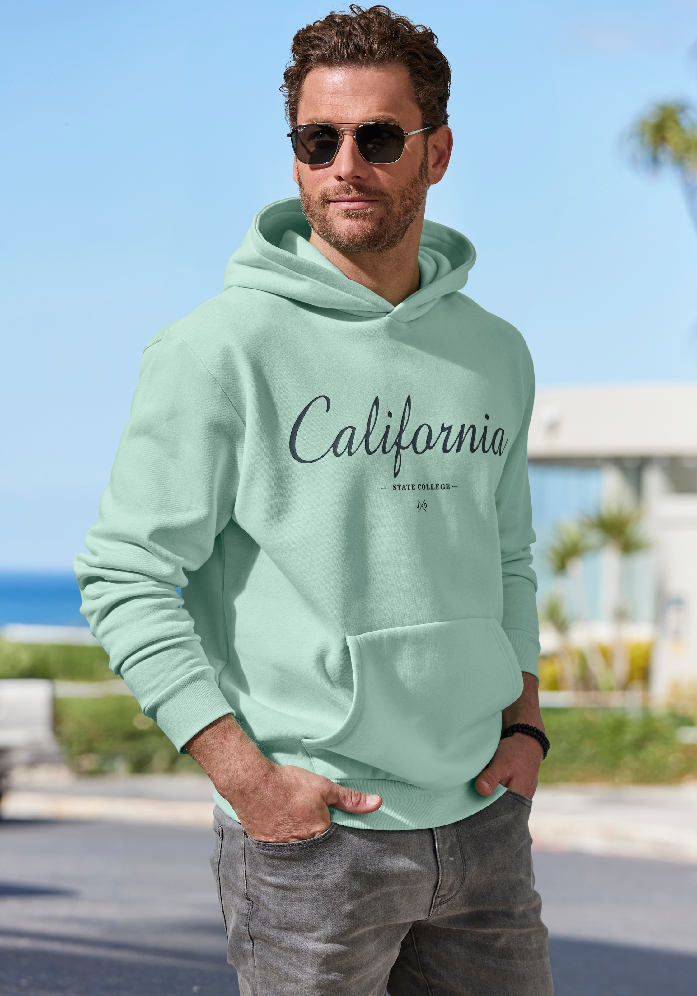 John Devin Hoodie , Sweatshirt mit coolem Druck, aufgesetzter Tasche und Kapuze
