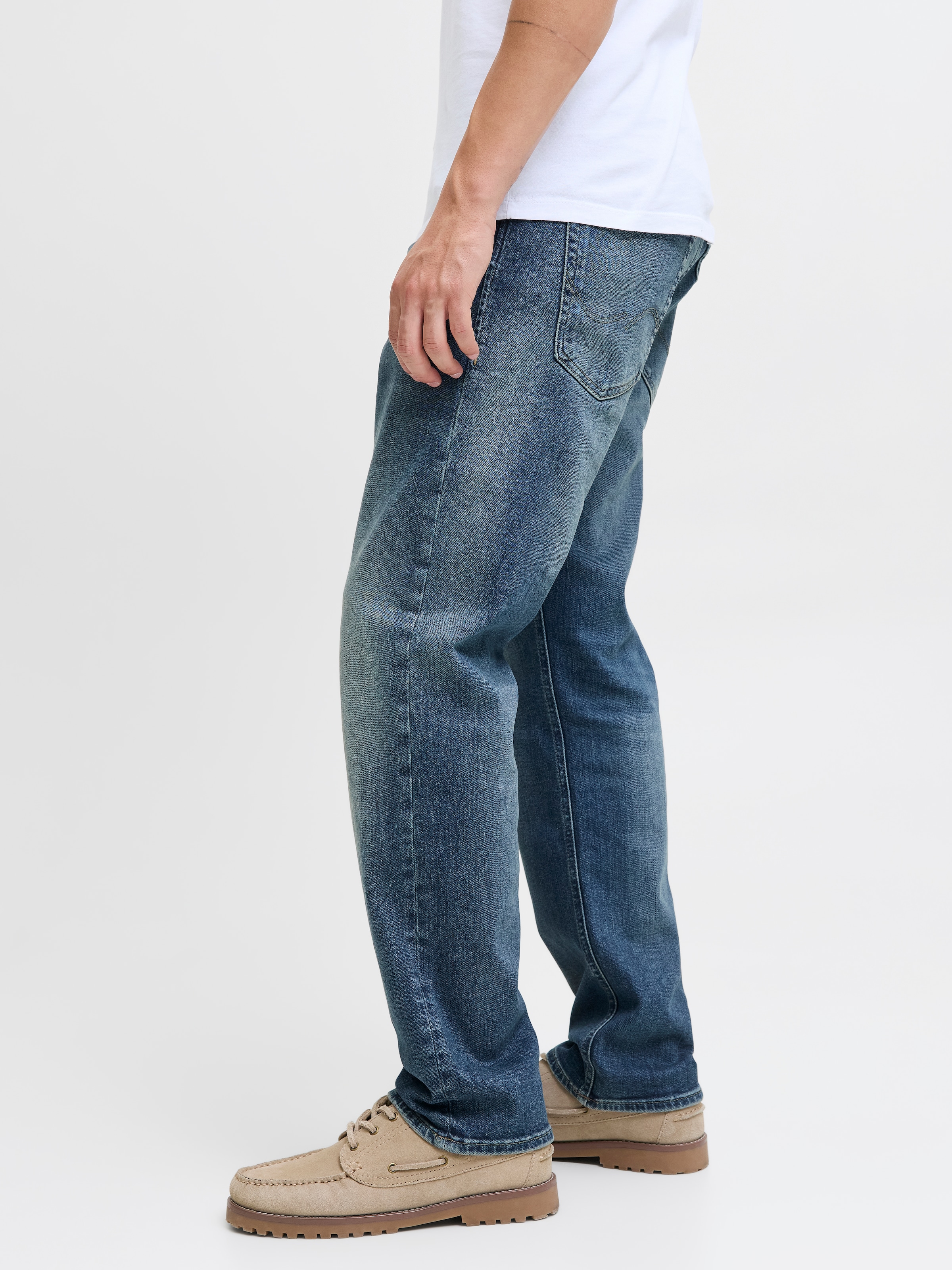 Jack & Jones Regular-fit-Jeans »JJICLARK mit Used-Look und Stretch für den Alltag«, mit Abriebeffekten