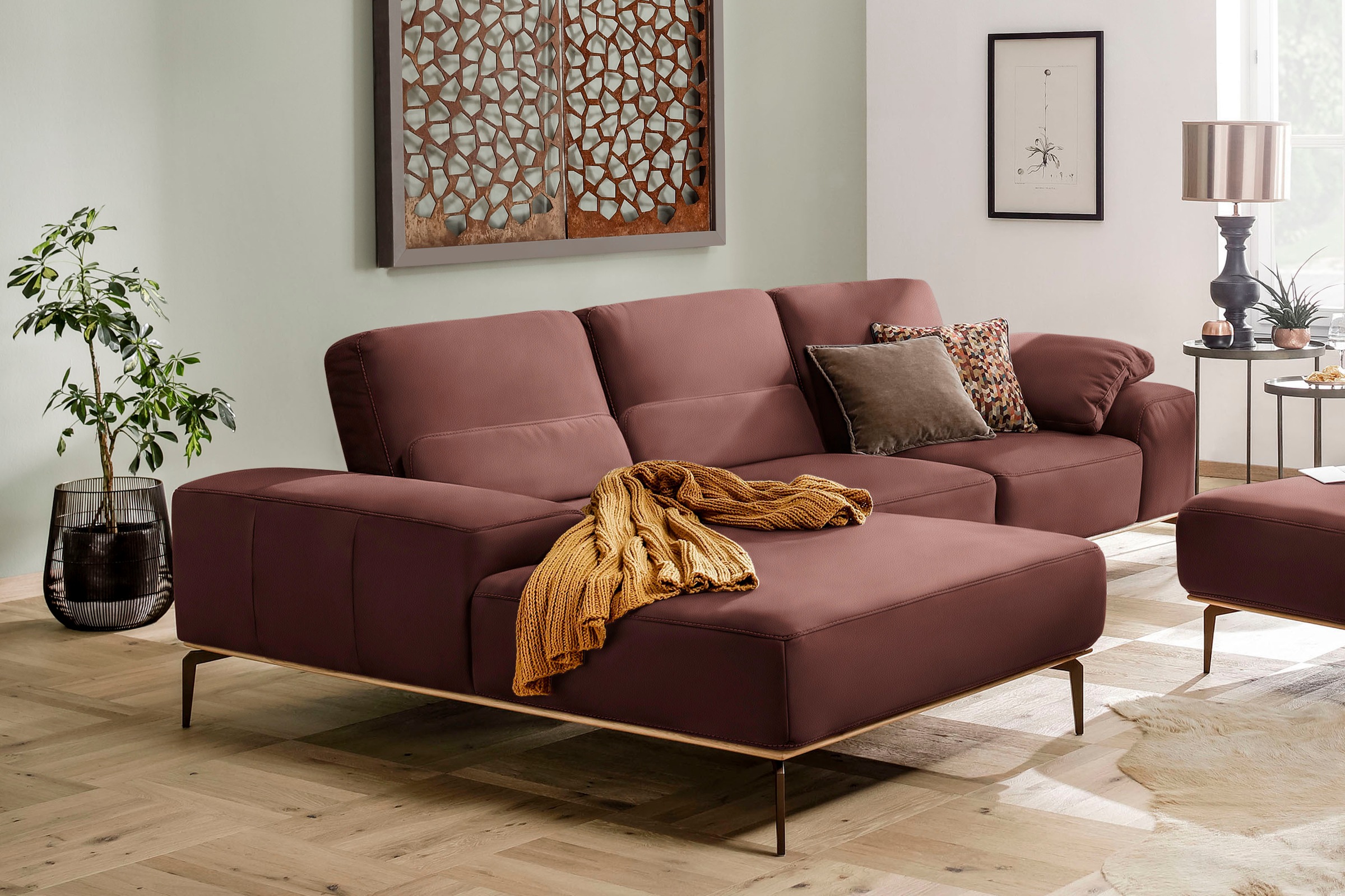 W.SCHILLIG Ecksofa »run, Designsofa mit tollem Sitzkomfort, L-Form«, mit Holzsockel, Füße in Bronze pulverbeschichtet, Breite 299 cm