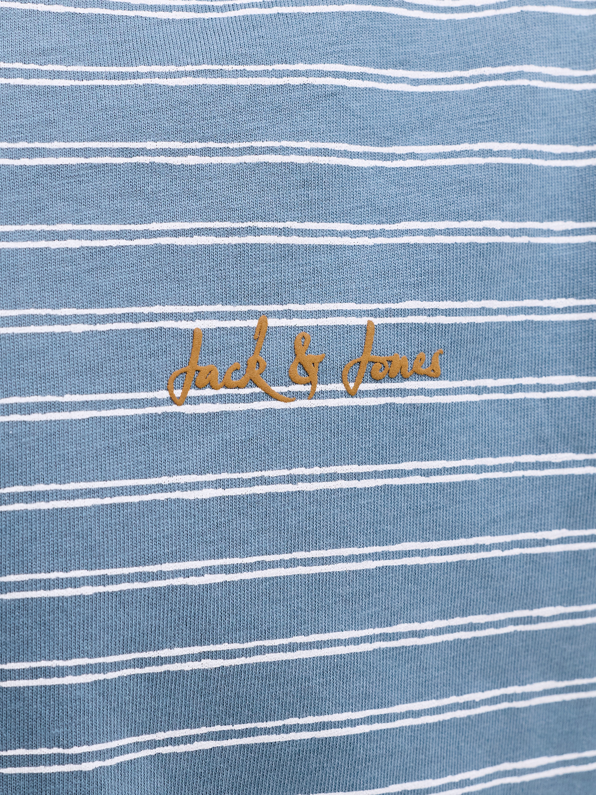 Jack & Jones Junior T-Shirt »JJDEVIN DAYTONA STRIPED TEE SS CN JNR« mit dezenter Logostickerei