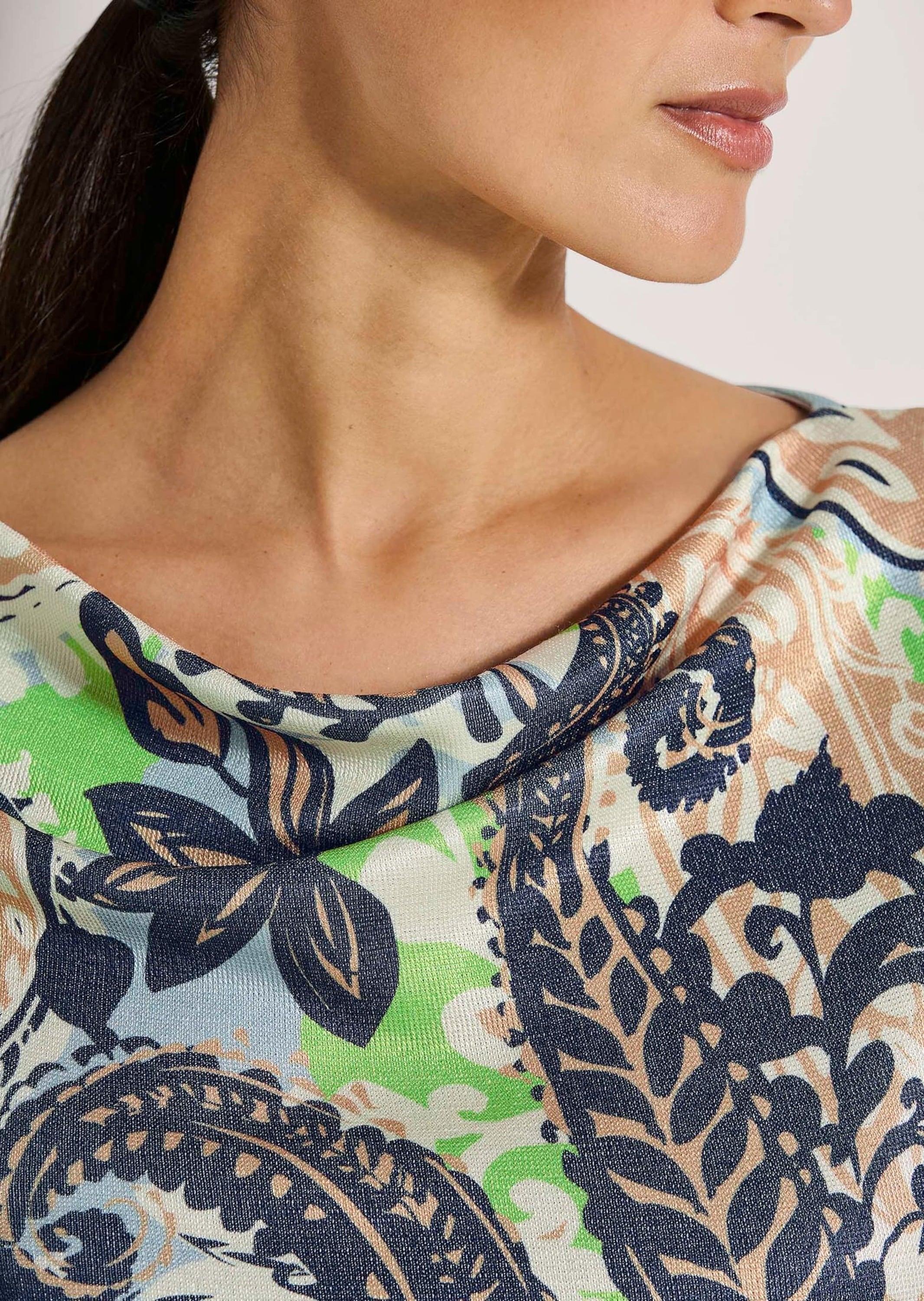 MADELEINE Longpullover »Pullover Pullover mit Unikat-Print«