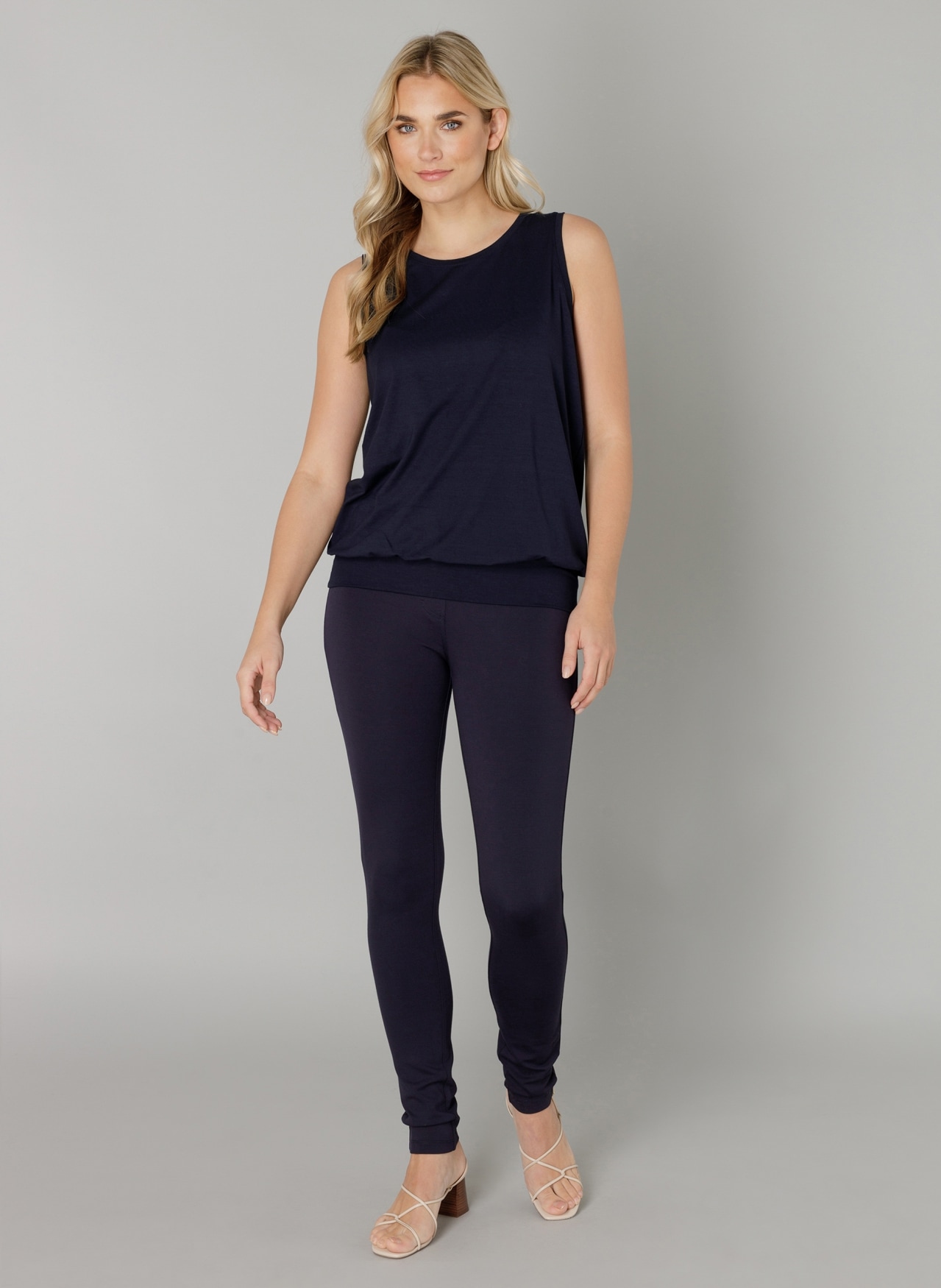 Base Level Shirttop »Yasmin«, 1-Kopfverschluss im Nacken