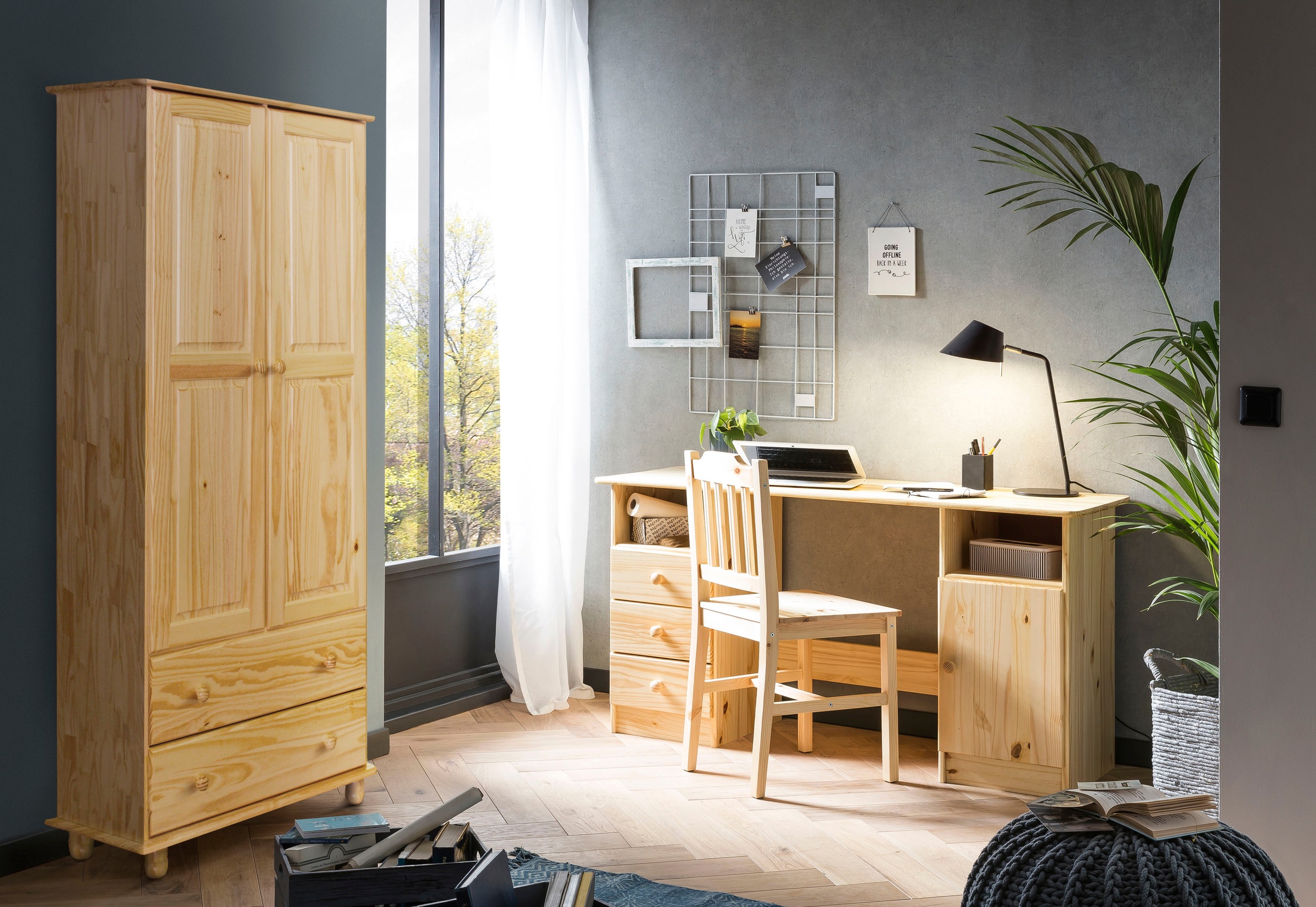 Home affaire 4-Fußstuhl, (Set), 2 St., aus massivem Kiefernholz