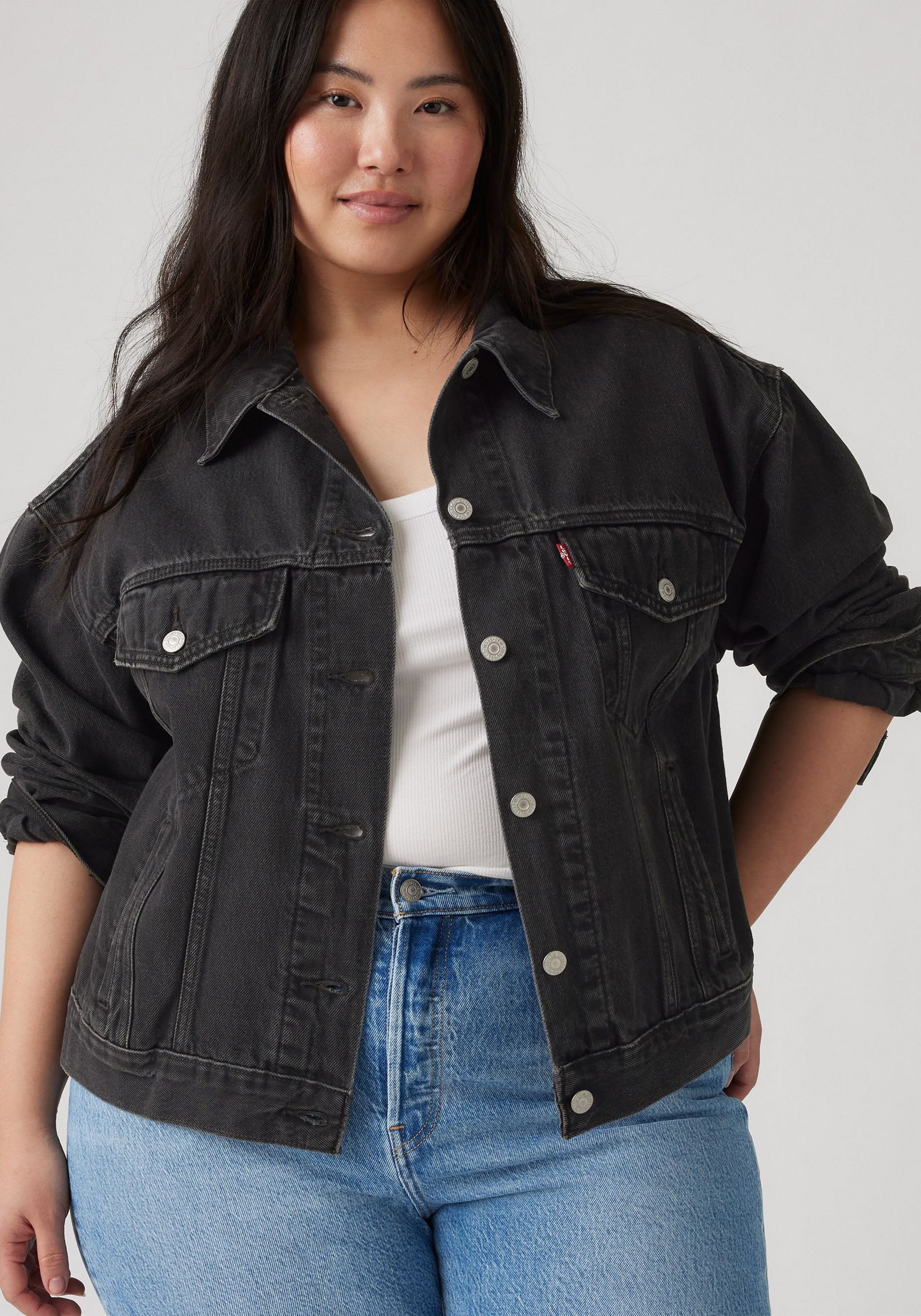 Levi's® Plus Jeansjacke »TRUCKER« in leichter Used-Waschung