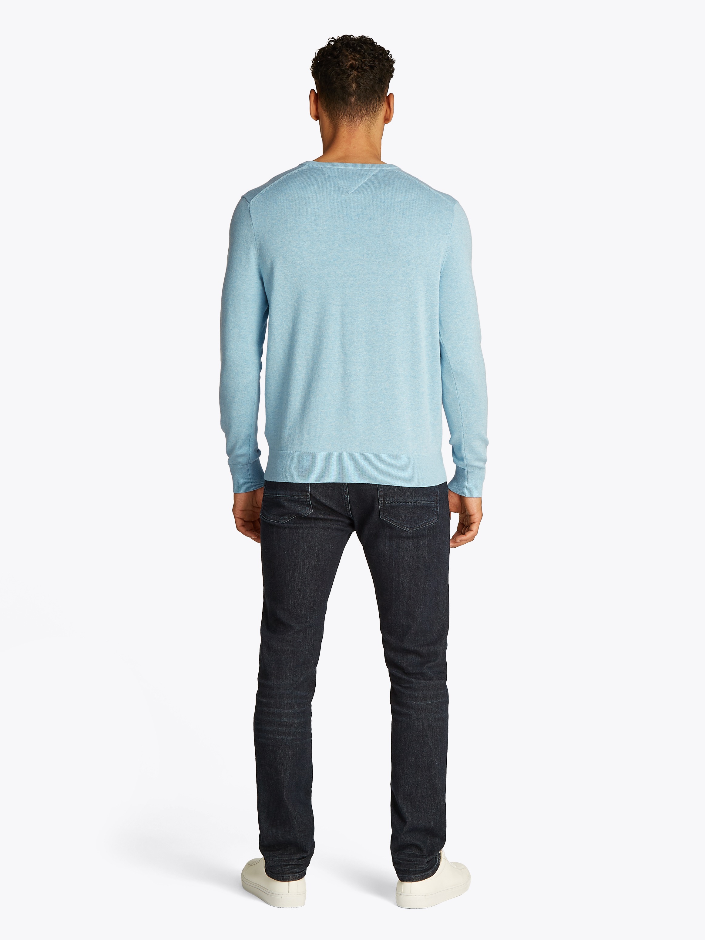 Tommy Hilfiger Strickpullover »ESSENTIAL COTTON V NECK mit V-Ausschnitt und Stickerei«, unifarben, casual, regular fit, Baumwolle, V-Ausschnitt