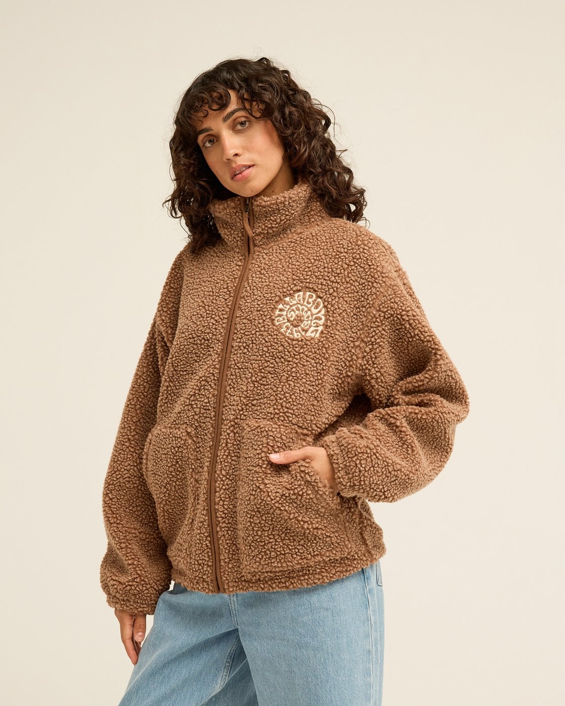 Billabong Fleecejacke »BRING THE LIGHT« sportlicher, im Sherpa-Look, aus Polyester, wärmend, wasserabweisend