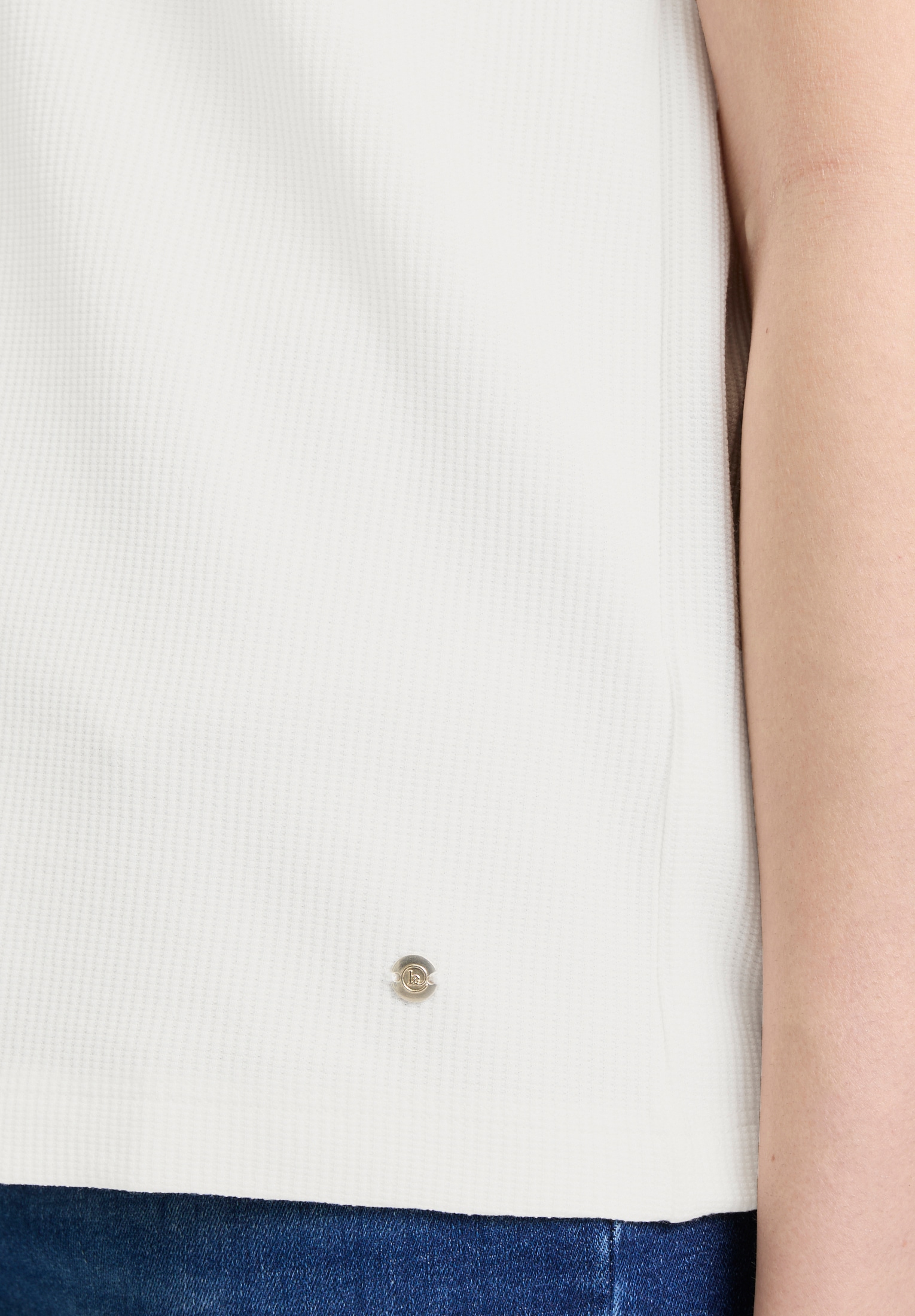 Betty&Co Kurzarmshirt »Casual-Shirt mit V-Ausschnitt«