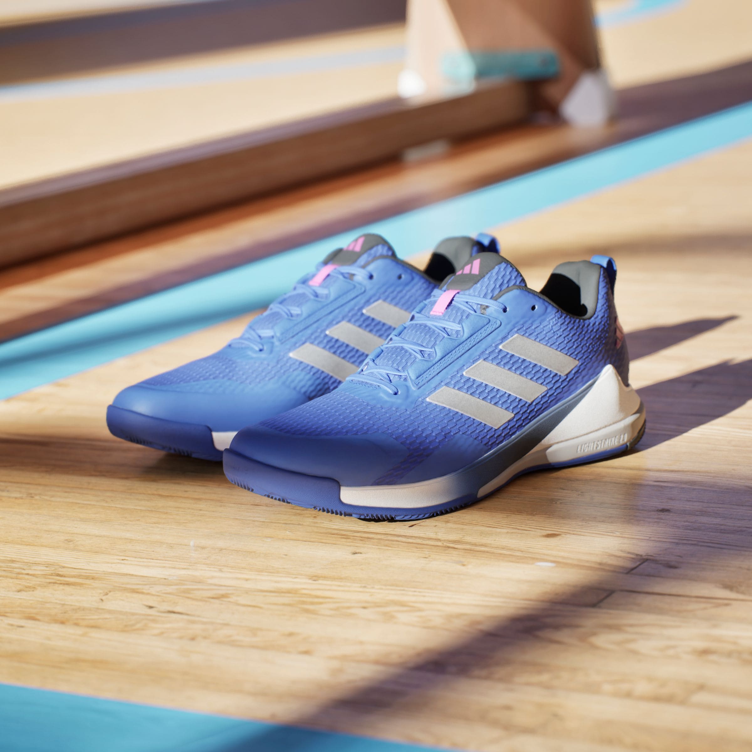 adidas Performance Hallenschuh »NOVAFLIGHT 2 INDOOR«, besonders geeignet für Handball und Volleyball