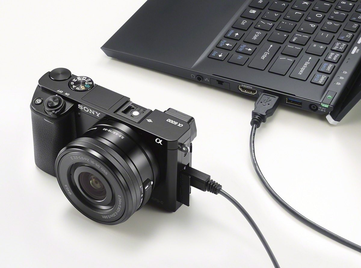 Sony Systemkamera »Alpha ILCE-6000Y Set«, Sony 16-50, Sony 55-210, 24,3 MP, WLAN (Wi-Fi), Gesichtserkennung, HDR-Aufnahme