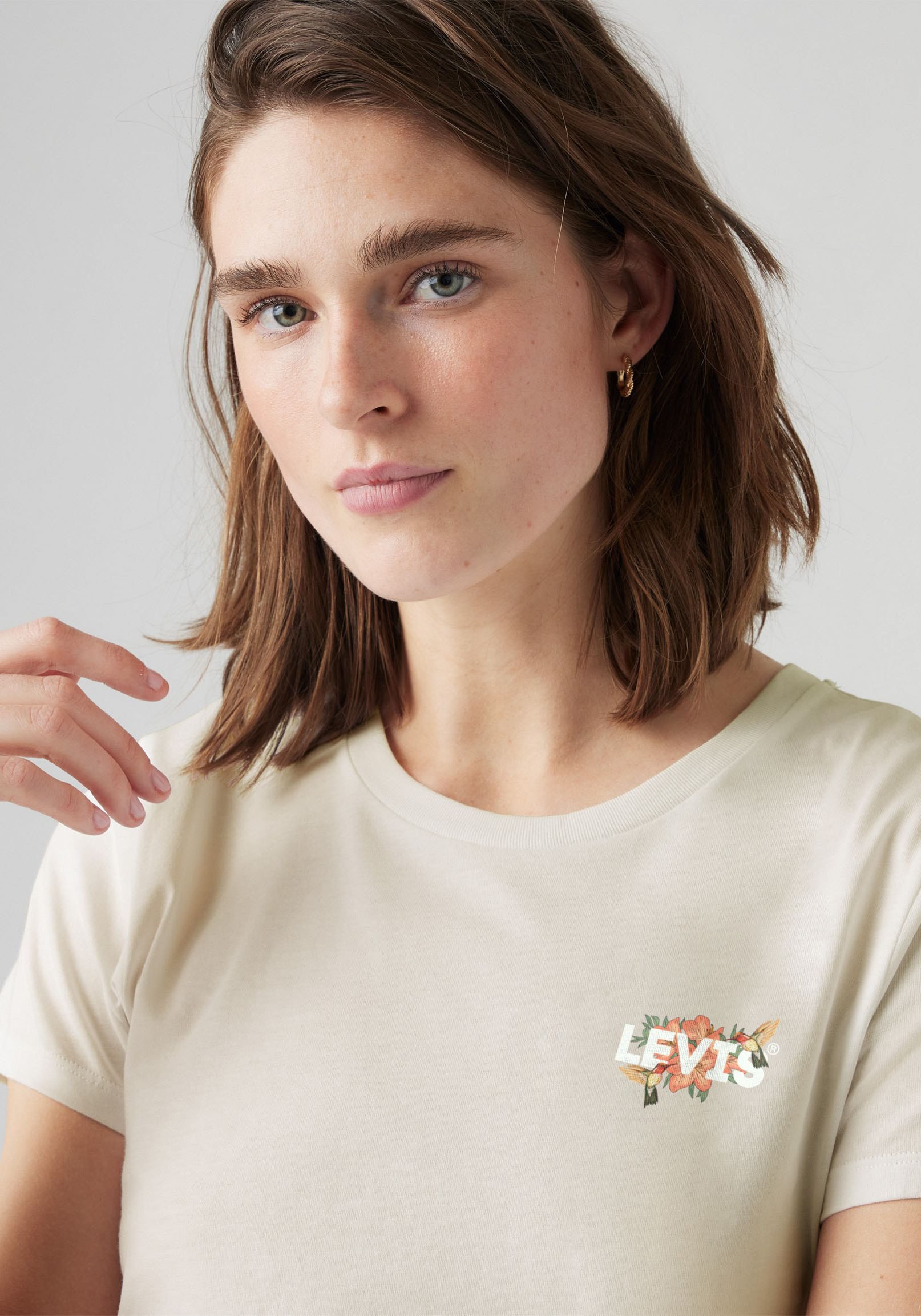 Levi's® T-Shirt »THE PERFECT TEE«, mit Batwing-Logoprint