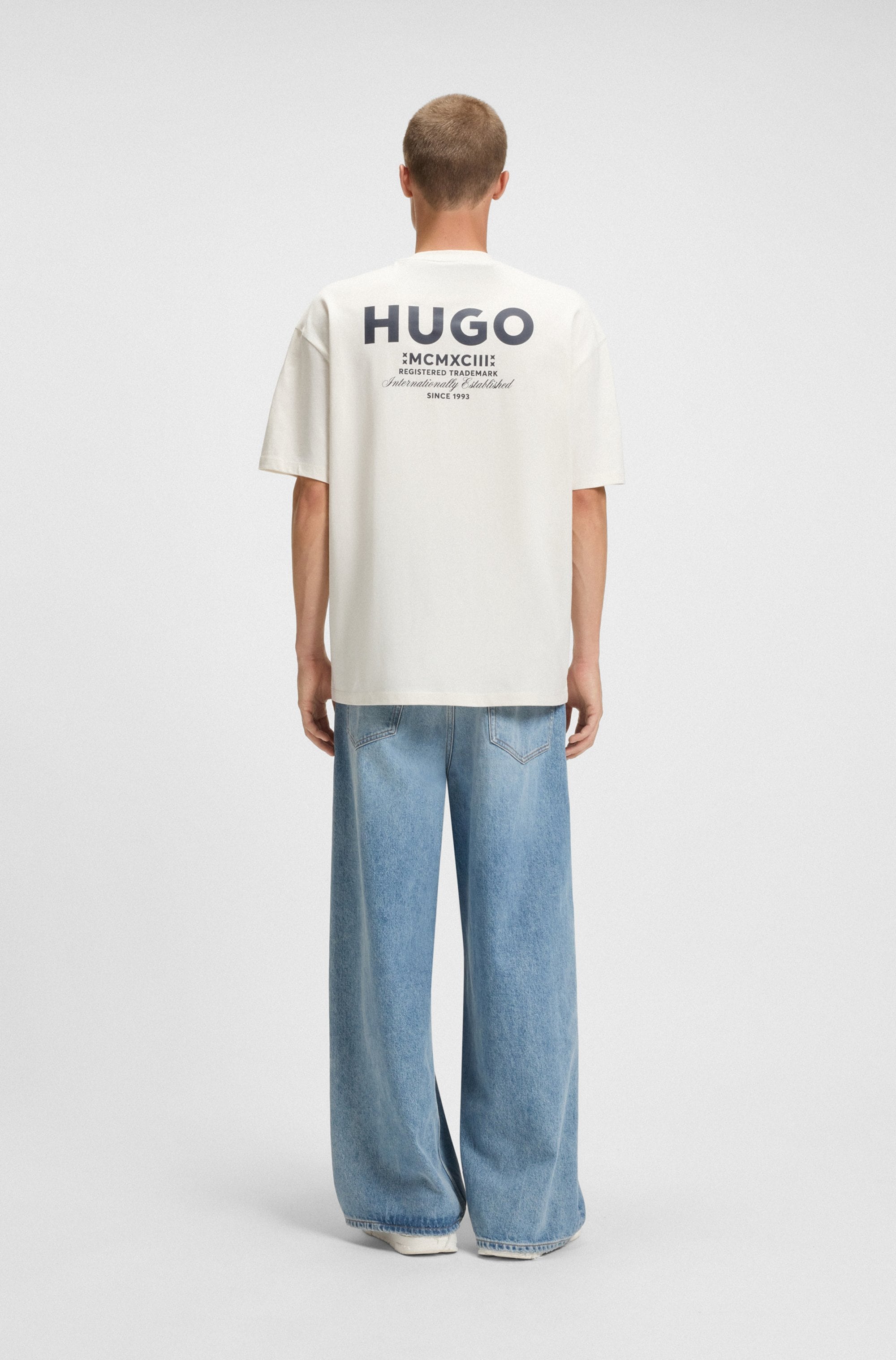 HUGO Blue T-Shirt »Nalono«, mit Logodruck, Oversized Look mit Backprint