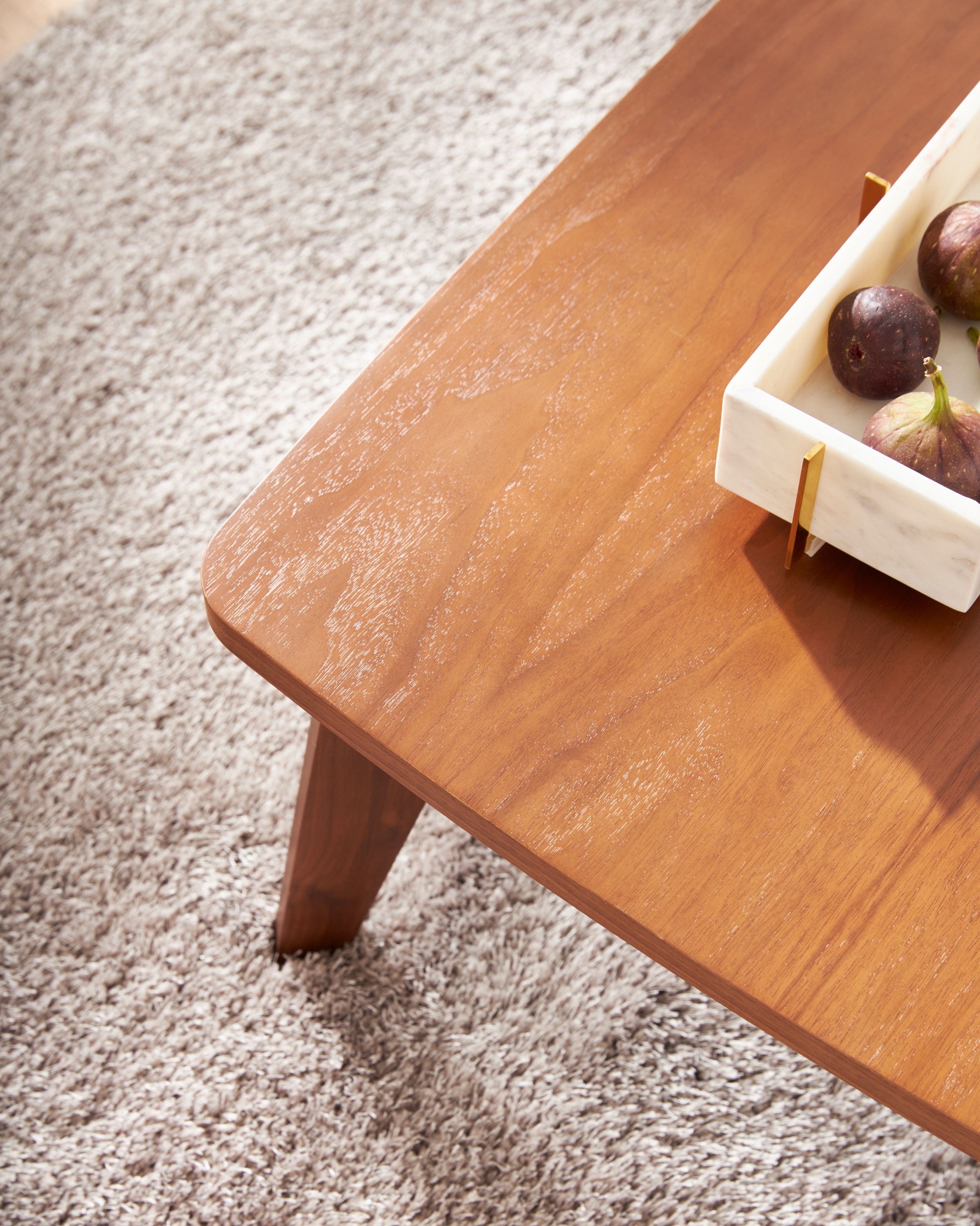 Home affaire Couchtisch »Orlando«, Breite 110 cm, Gestell aus Massivholz, leicht abgerundete Kanten