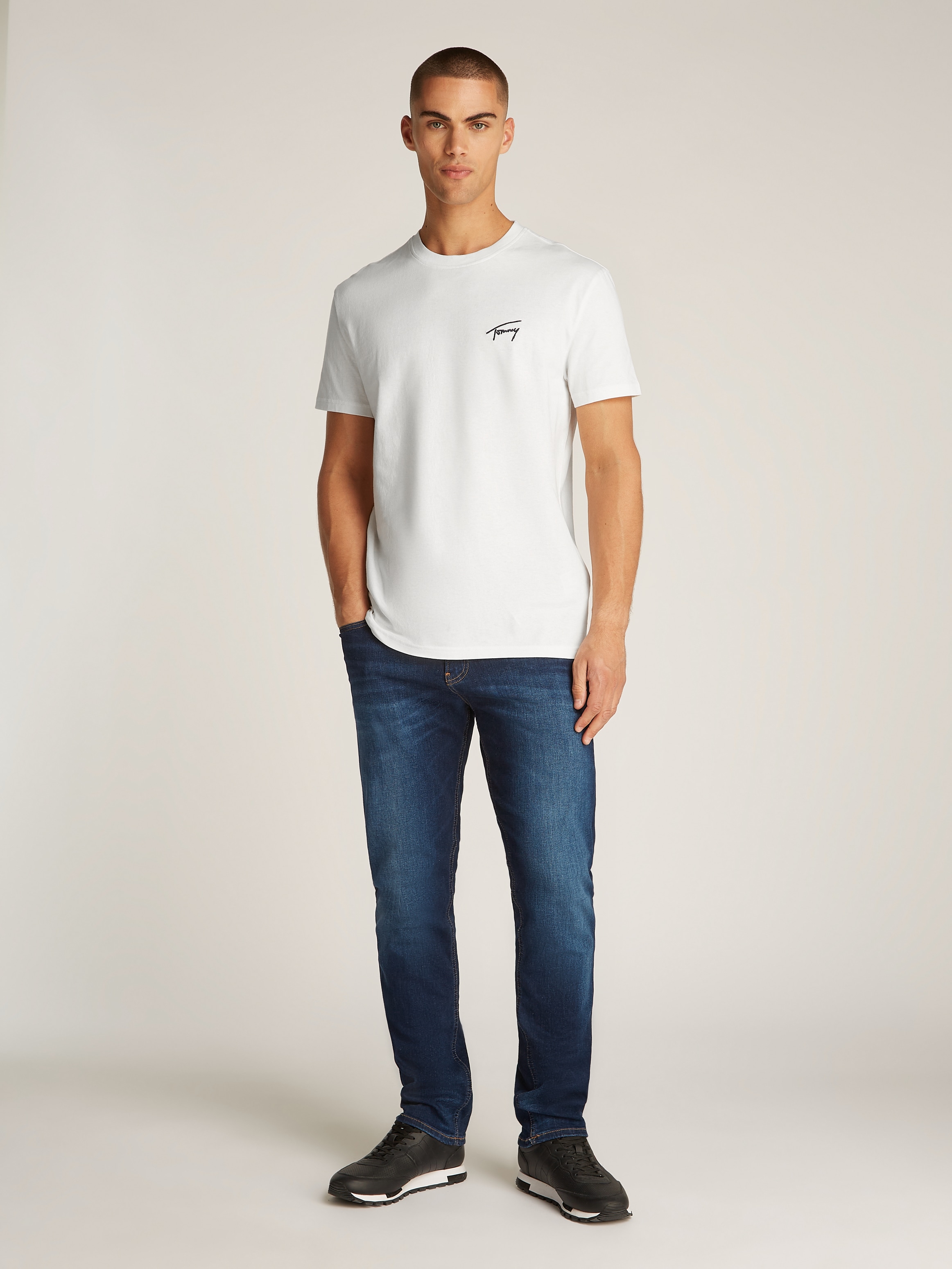 Tommy Jeans T-Shirt »TJM REG SIGNATURE TEE EXT«, in Unifarbe