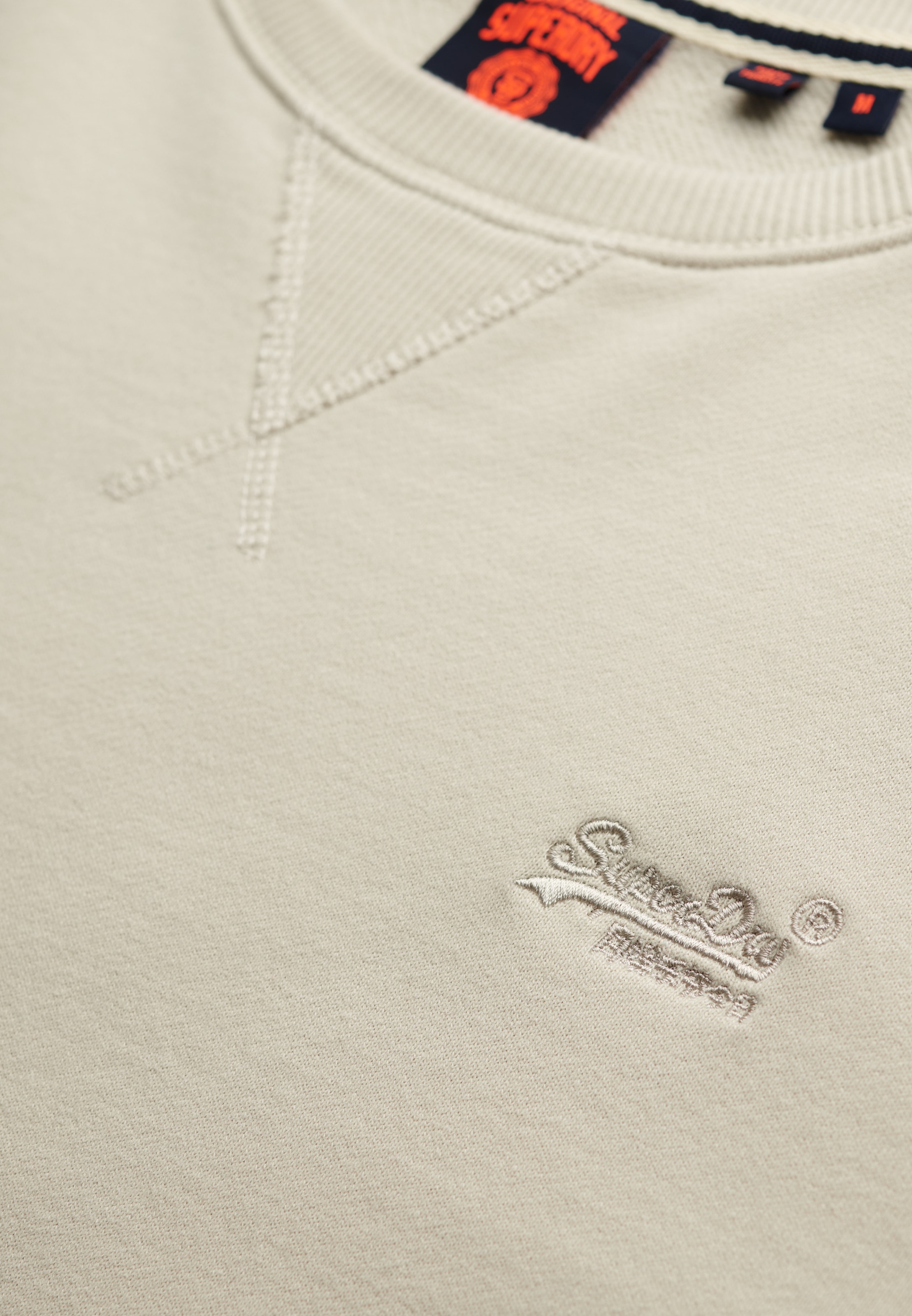 Superdry Sweatshirt »ESSENTIAL LOGO CREW SWEATSHIRT«