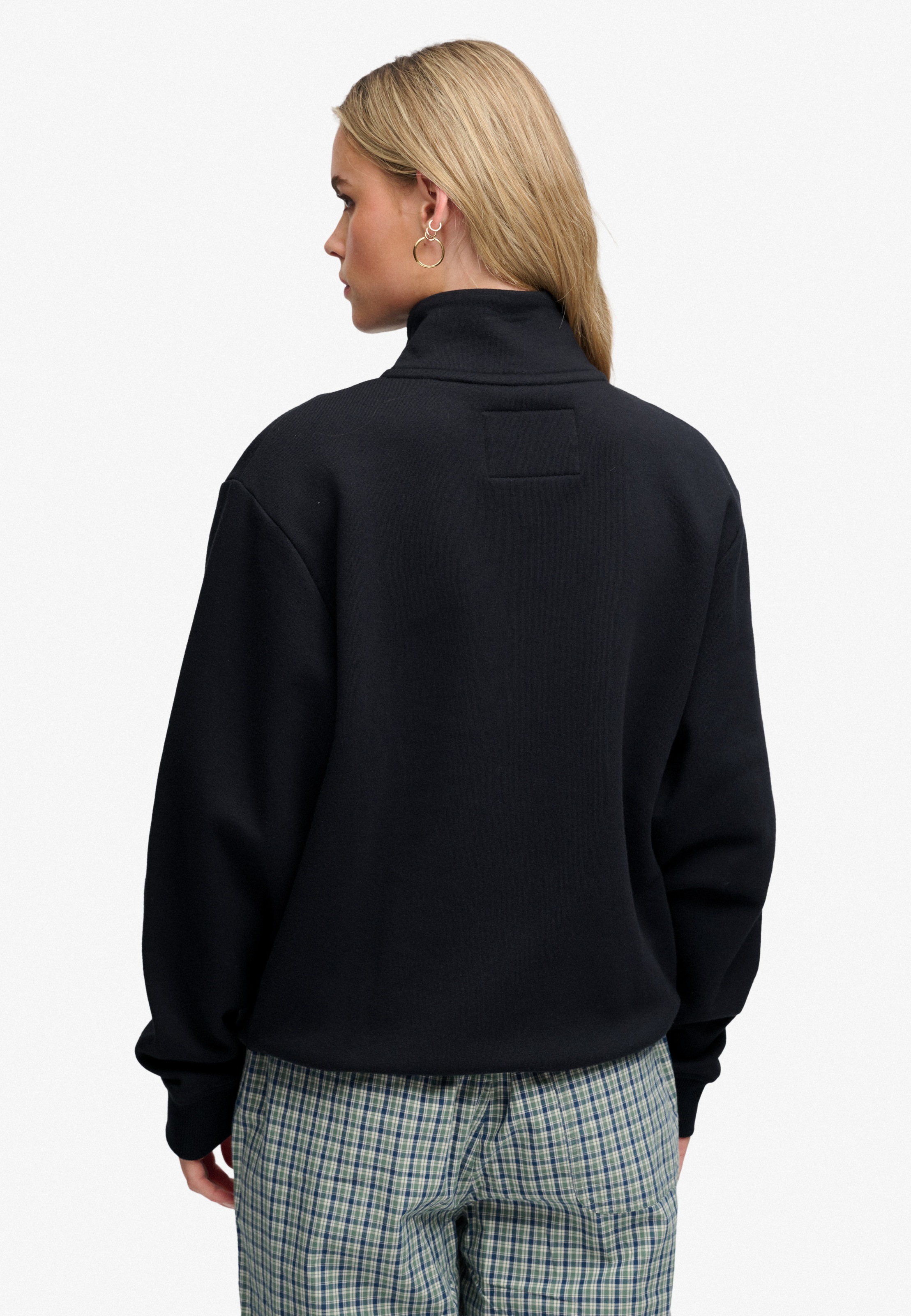 Superdry Sweatshirt »SIGNATURE EMB HALF ZIP«, mit Stehkragen, aus Baumwolle und Polyester, Loose Fit, unifarben
