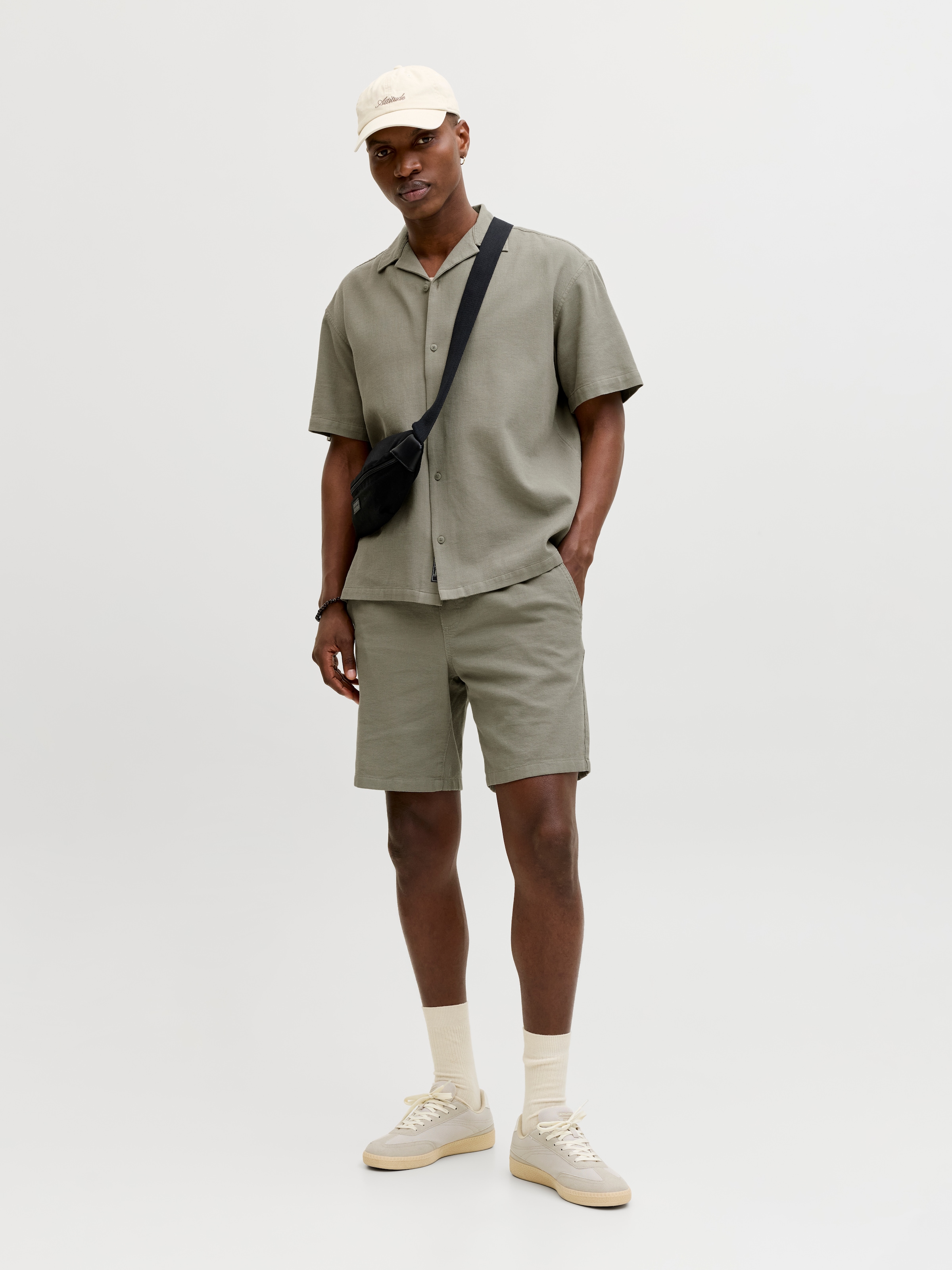 Jack & Jones Kurzarmhemd »JJGLOBAL WAFFLE RESORT SHIRT SS« mit Resort Kragen
