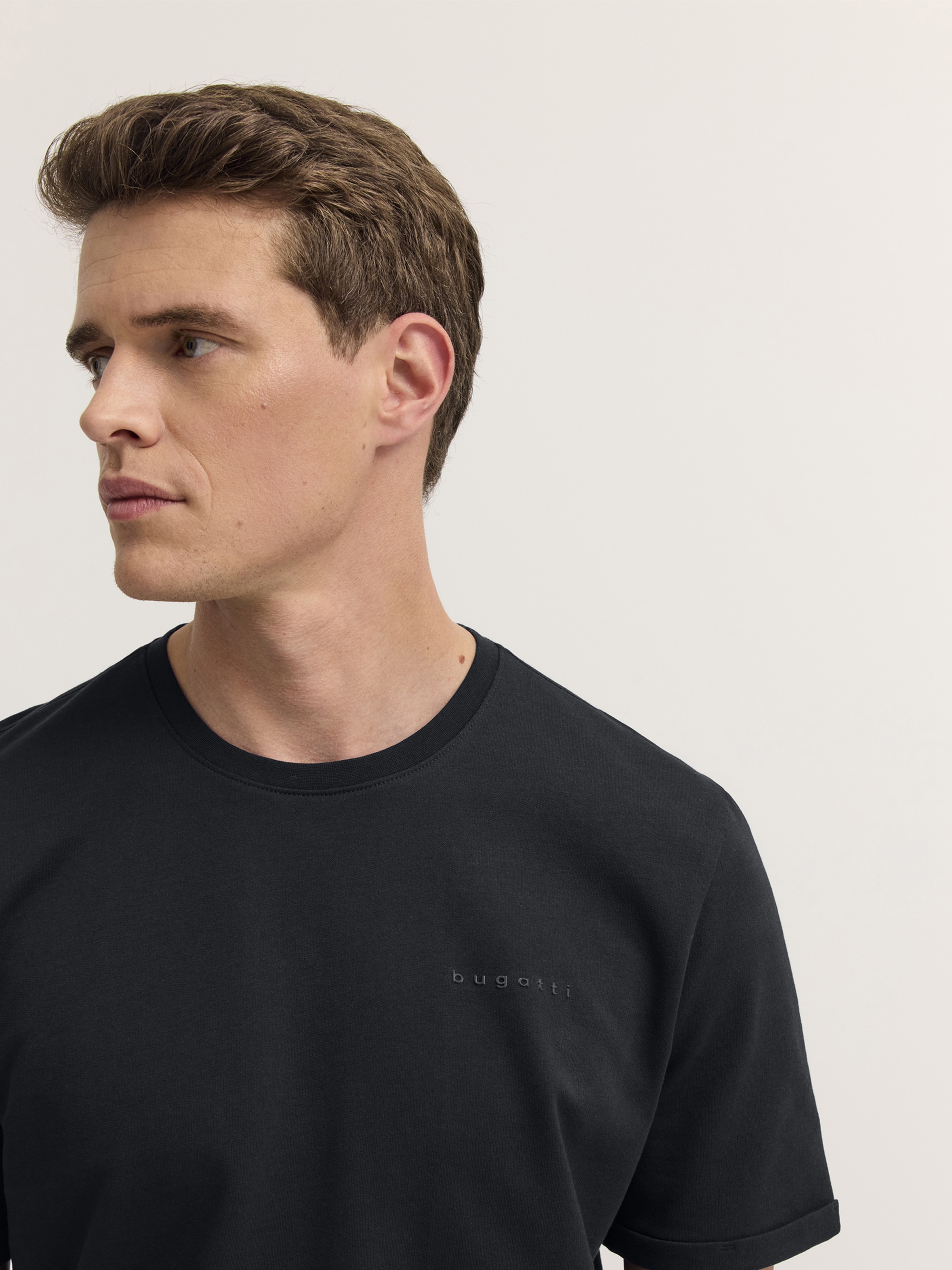 bugatti »Oversized Fit« Oversized Fit Baumwolle Rundhals Brustprint