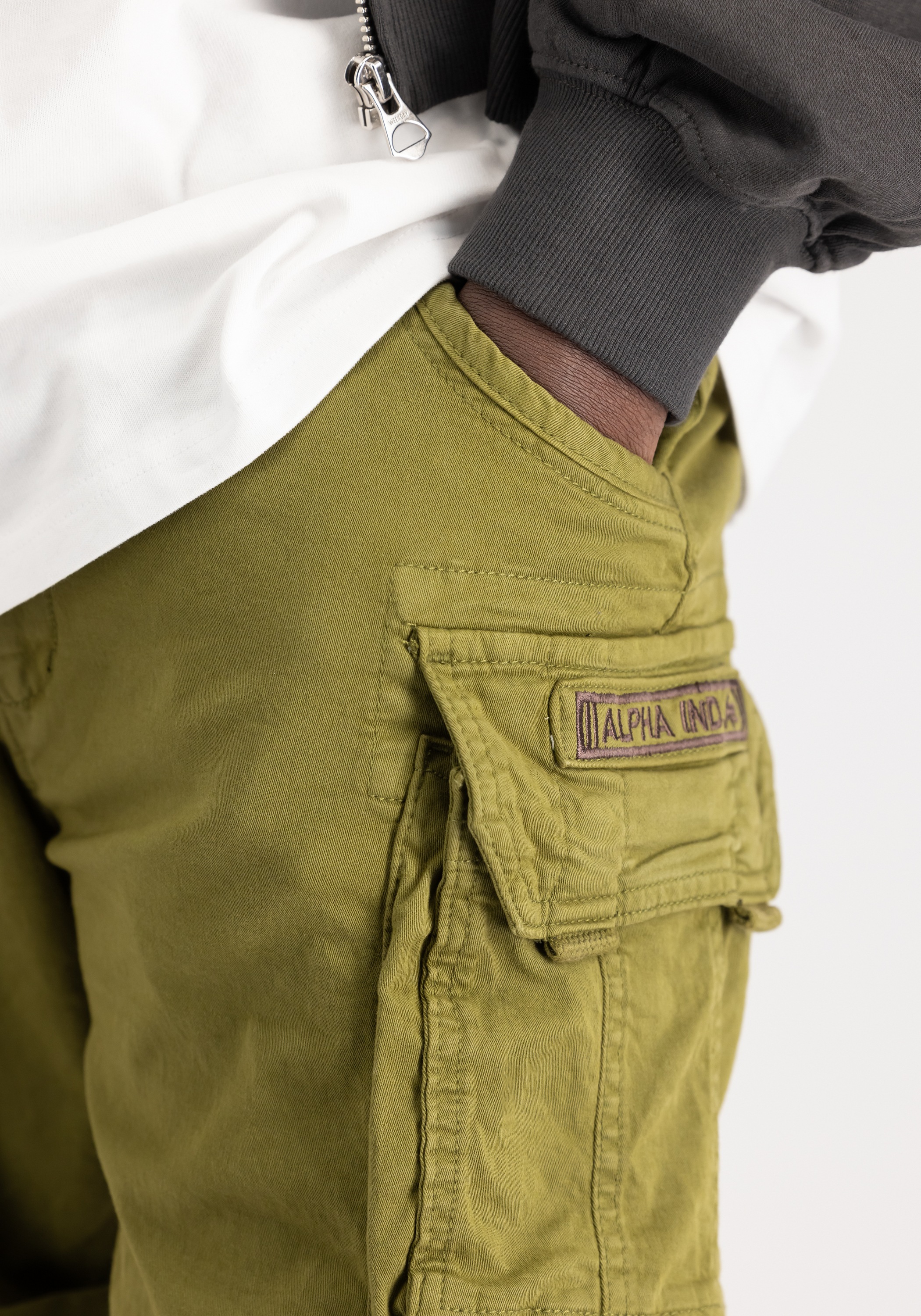 Alpha Industries Shorts »Alpha Industries Men - Shorts Crew Short«