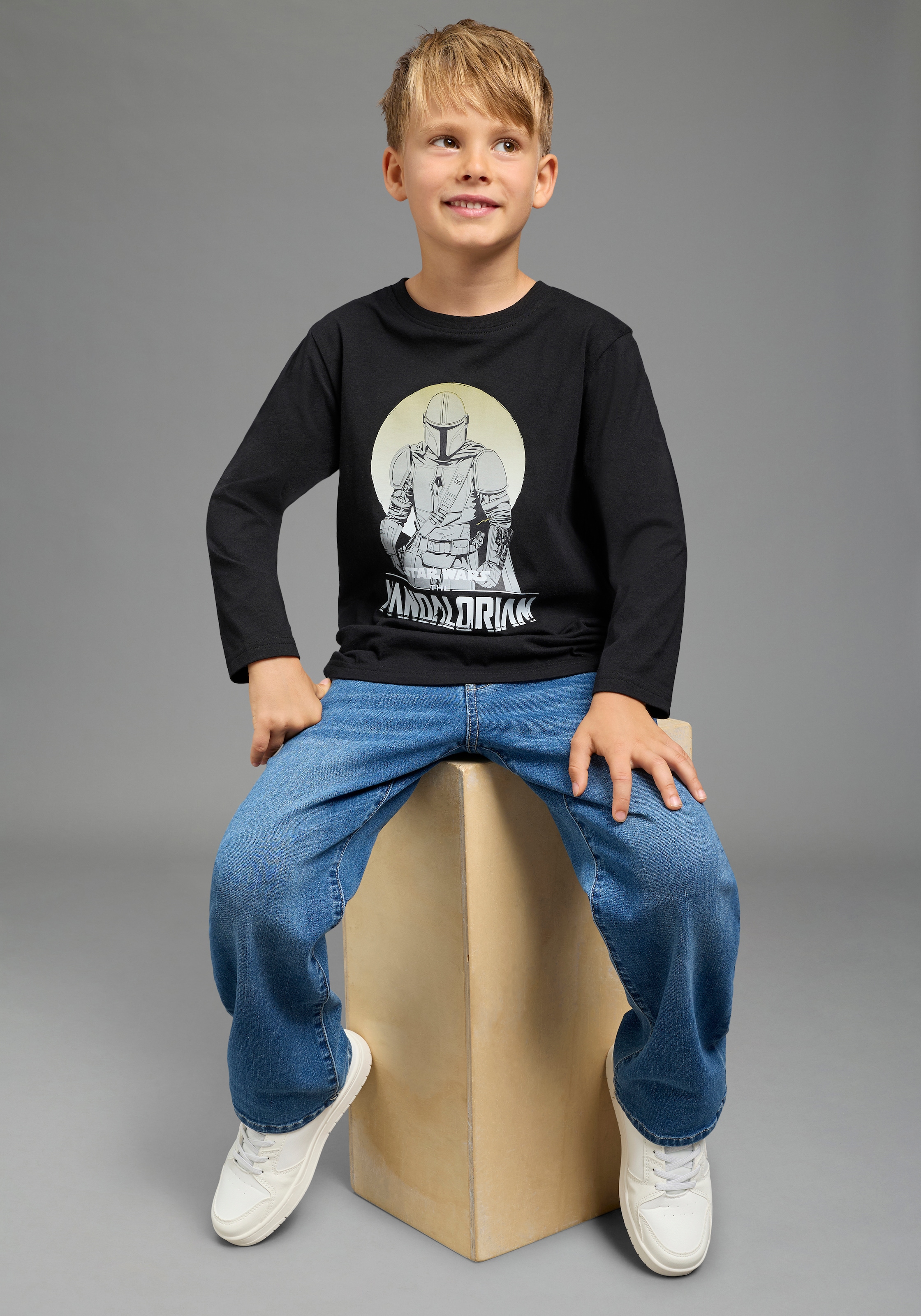 KIDSWORLD Langarmshirt »STAR WARS: MANDALORIAN Shirt, Disney« Basic-Passform, Langarm, modischer Stil, mit Rundhalsausschnitt