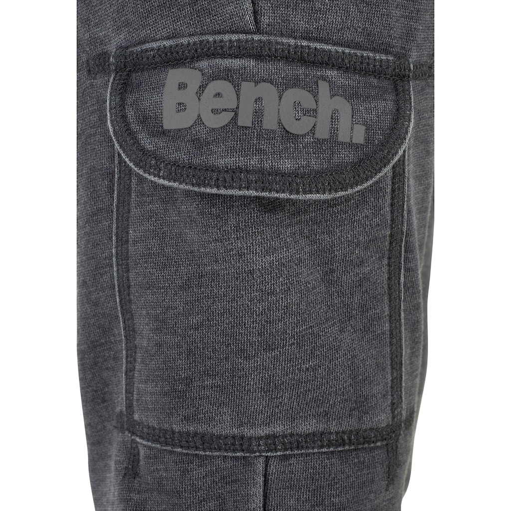 Bench. 3/4-Sweathose, mit Cargotaschen