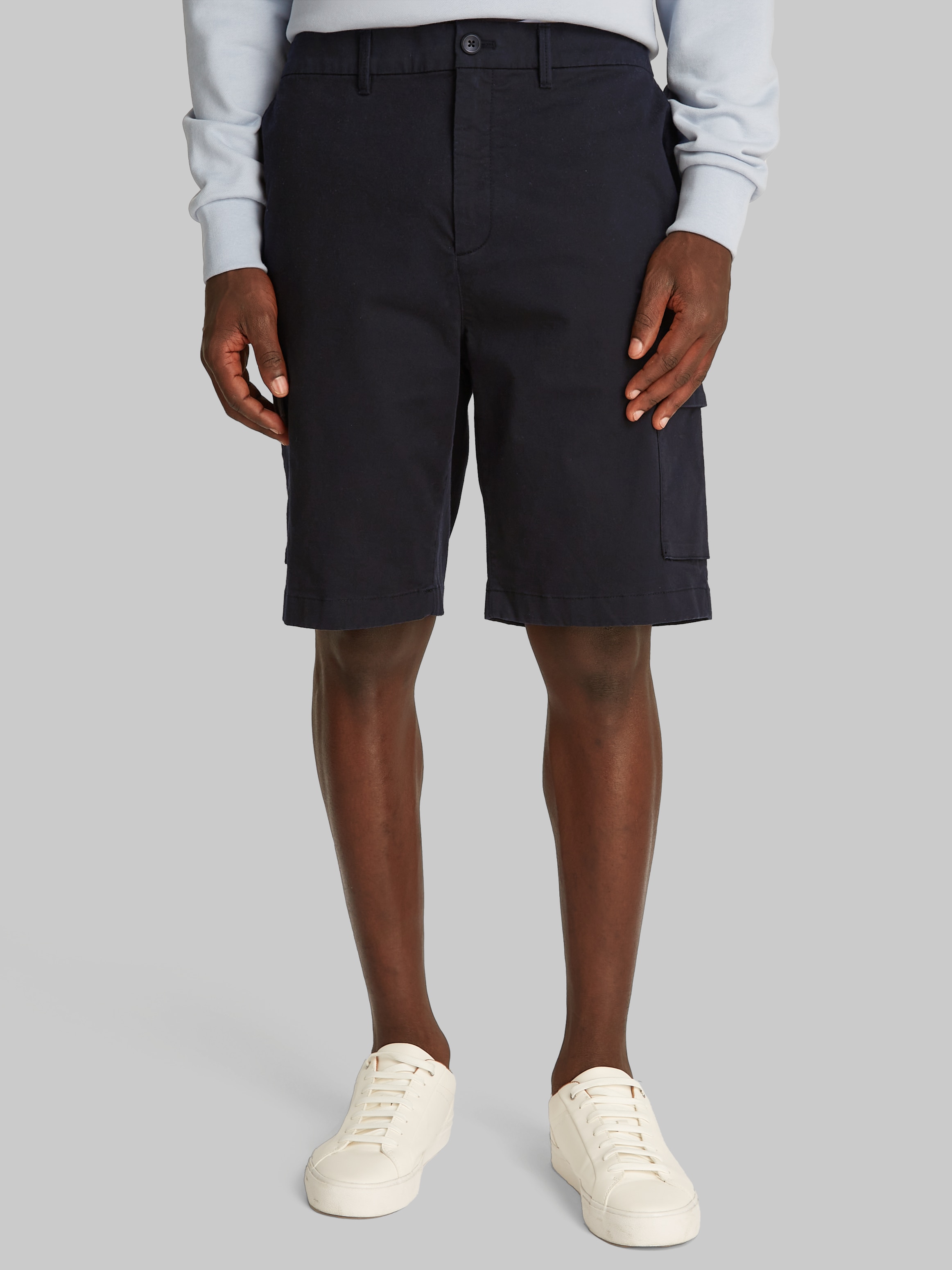 Calvin Klein Cargoshorts »MODERN TWILL CARGO SHORT«, mit Logo-Patch