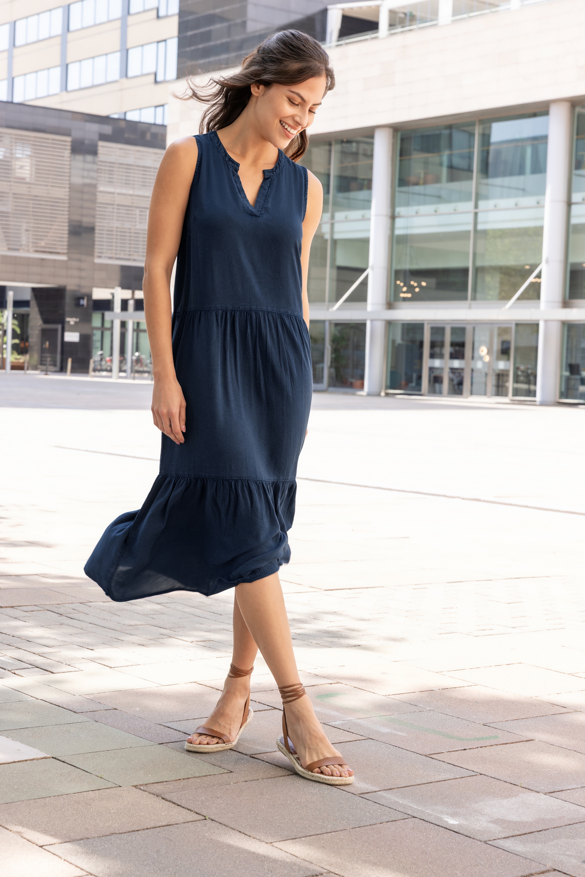 Blue Seven Sommerkleid »Blue Seven Maxikleid« 1 Stk. tlg.