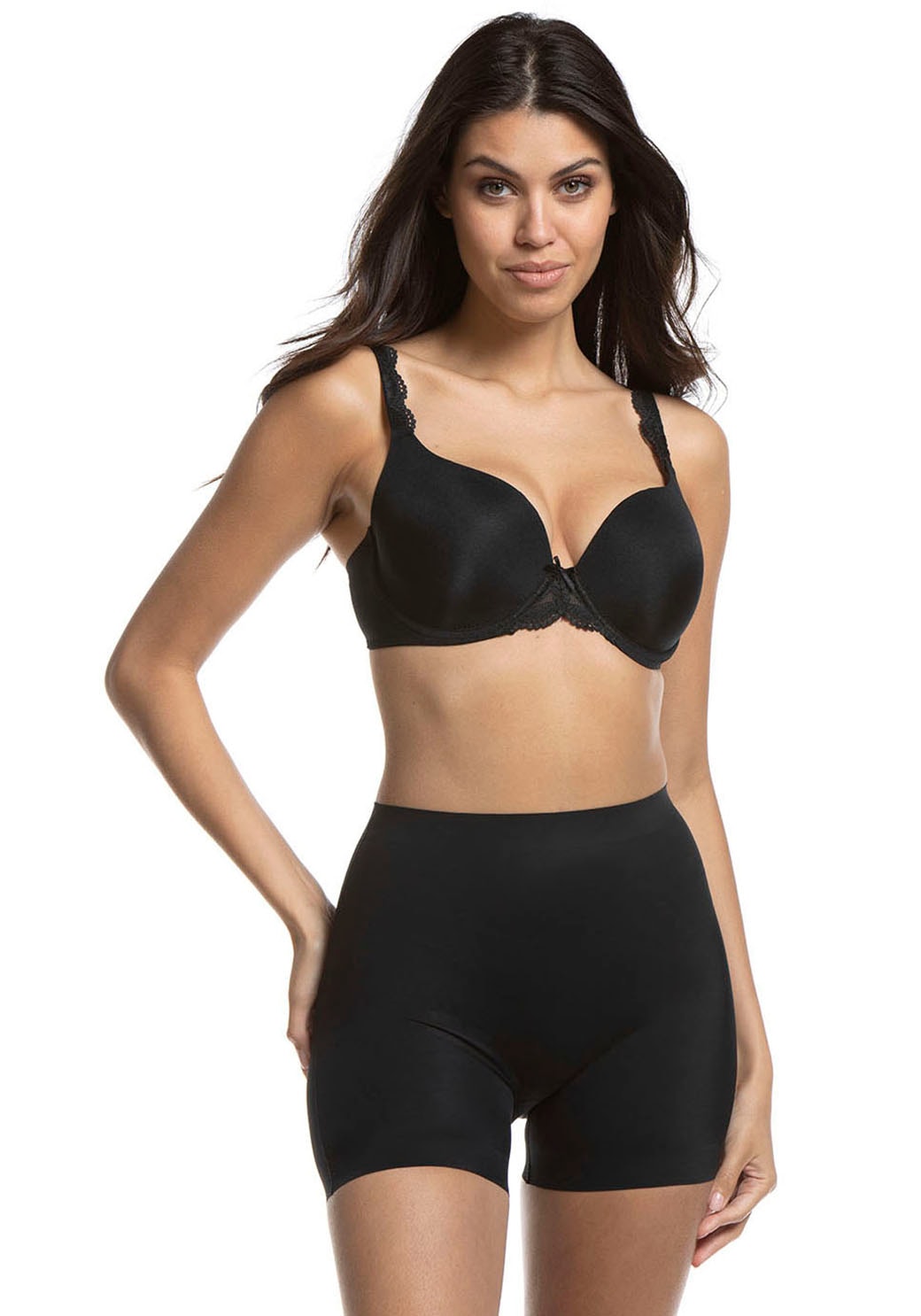 MAGIC Bodyfashion Shapinghose »Maxi Short«, feste Formung des unteren Bauches, der Hüften und der Oberschenkel