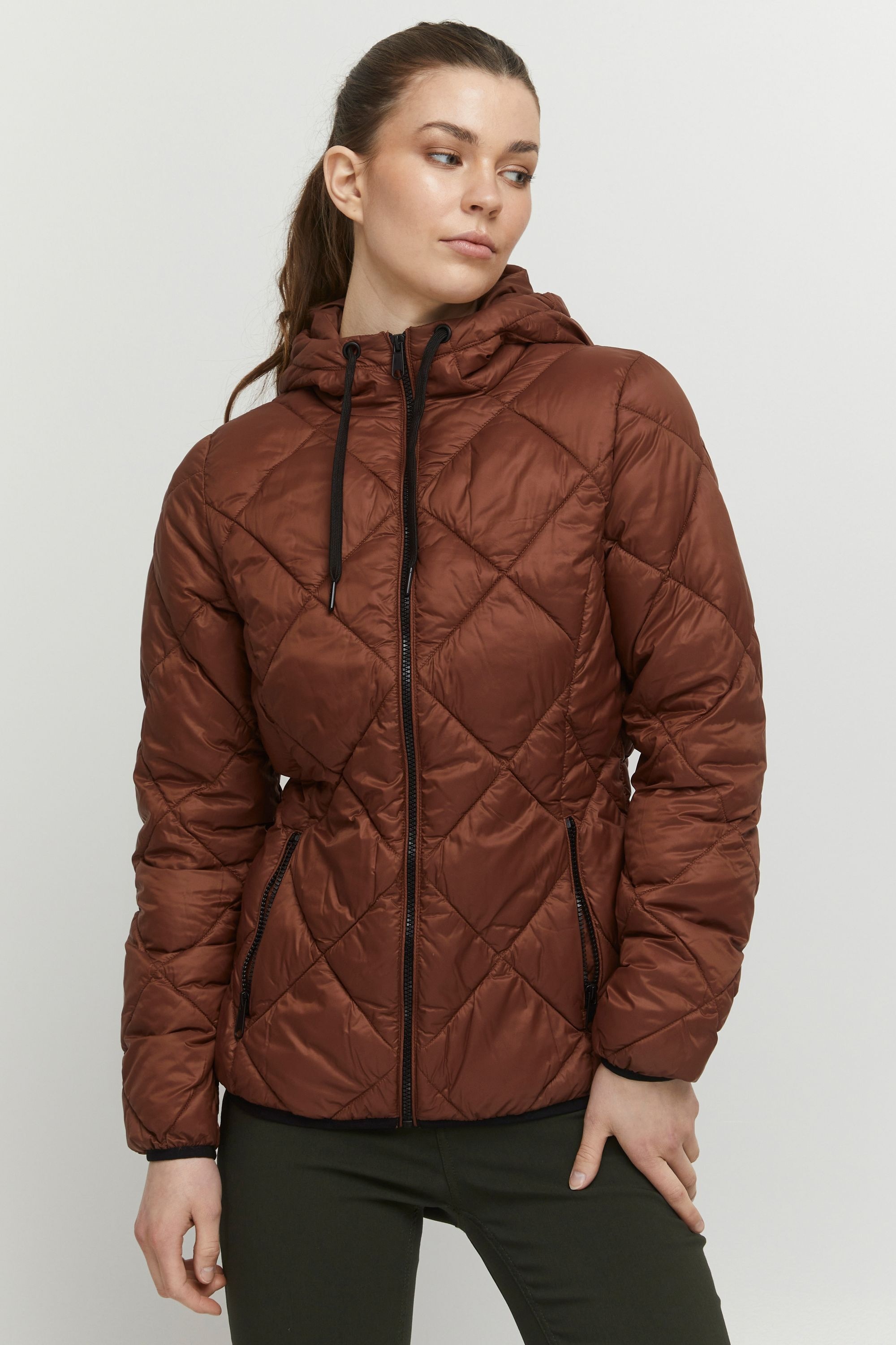 b.young Steppjacke »Steppjacke BYAmalla«, mit Kapuze