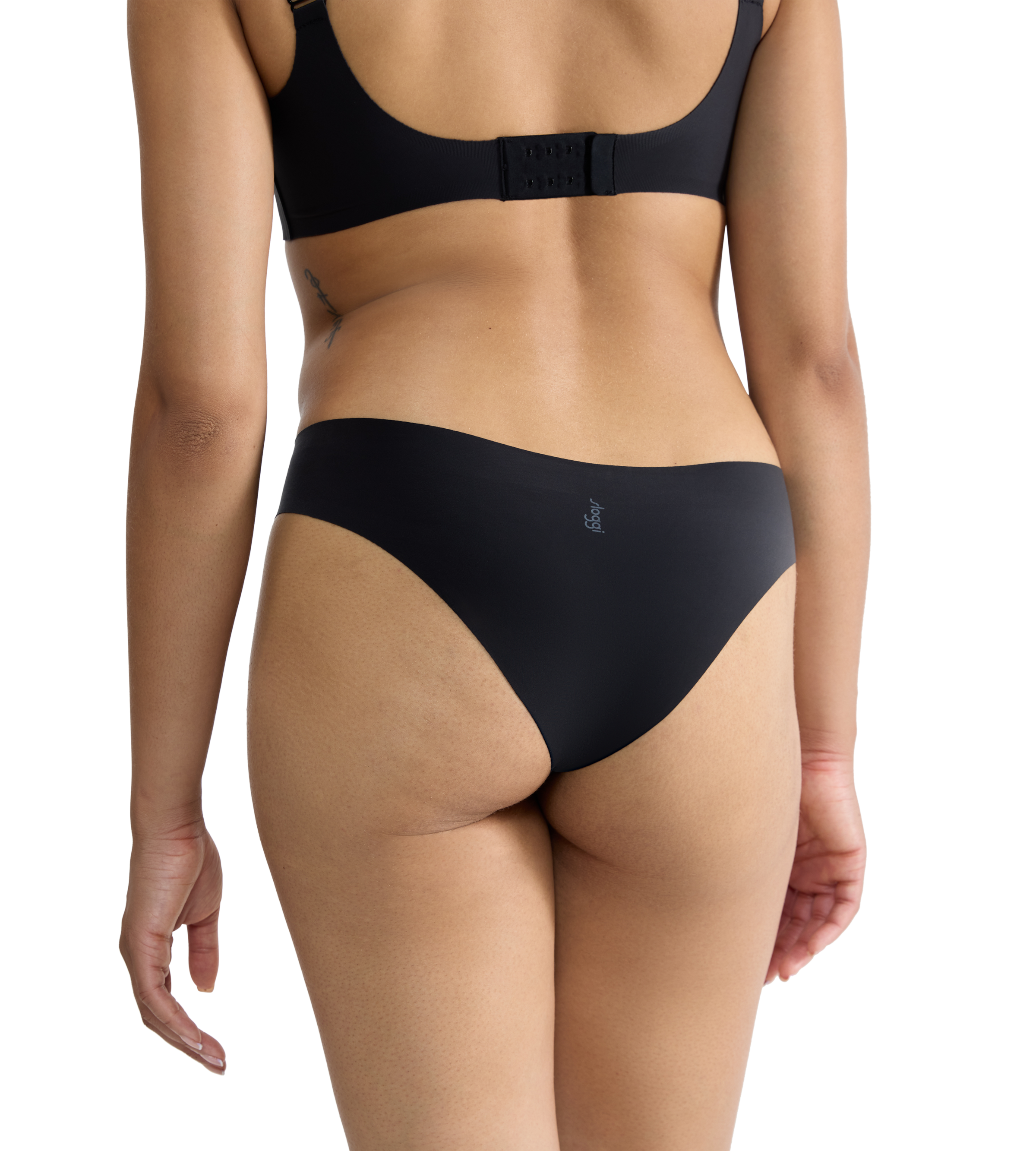 sloggi Tanga »ZERO Feel 2.0«, (2er Pack), nahtlos und unsichtbar, Mikrofaser, hochelastisch