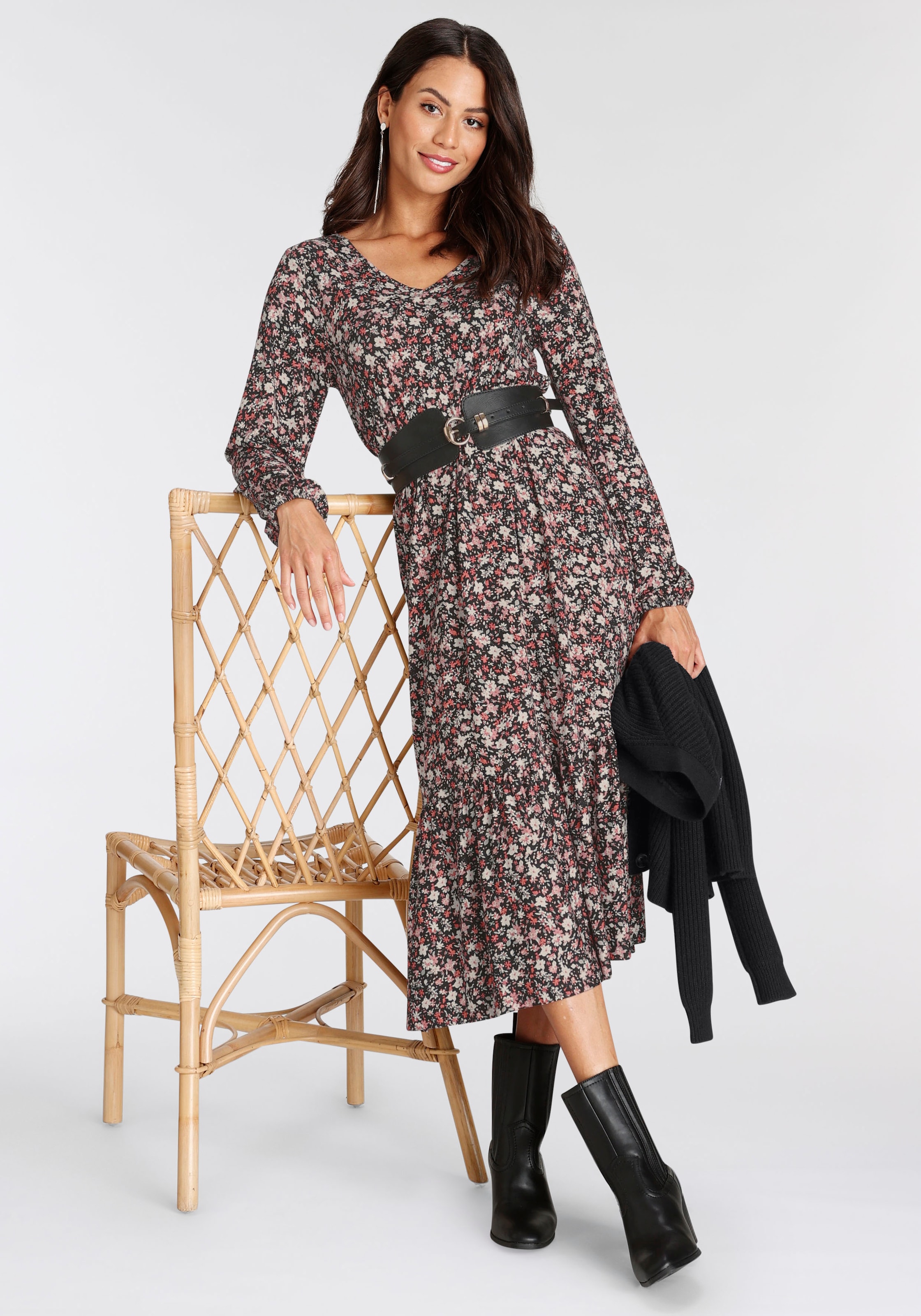 Laura Scott Midikleid, wadenlang, geblümte Optik, aus Viskosemischung, Langarm