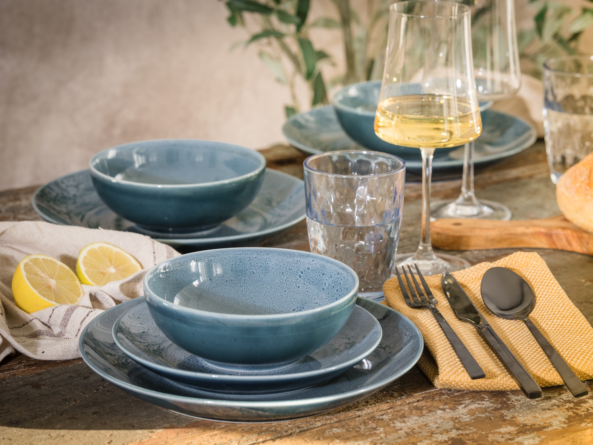 CreaTable Tafelservice »Geschirr-Set Reactive Nostalgic«, (Set, 12 tlg., Teller Set für 4 Personen), Service, jedes Stück ist ein Unikat, 12 Teile, für 4 Personen