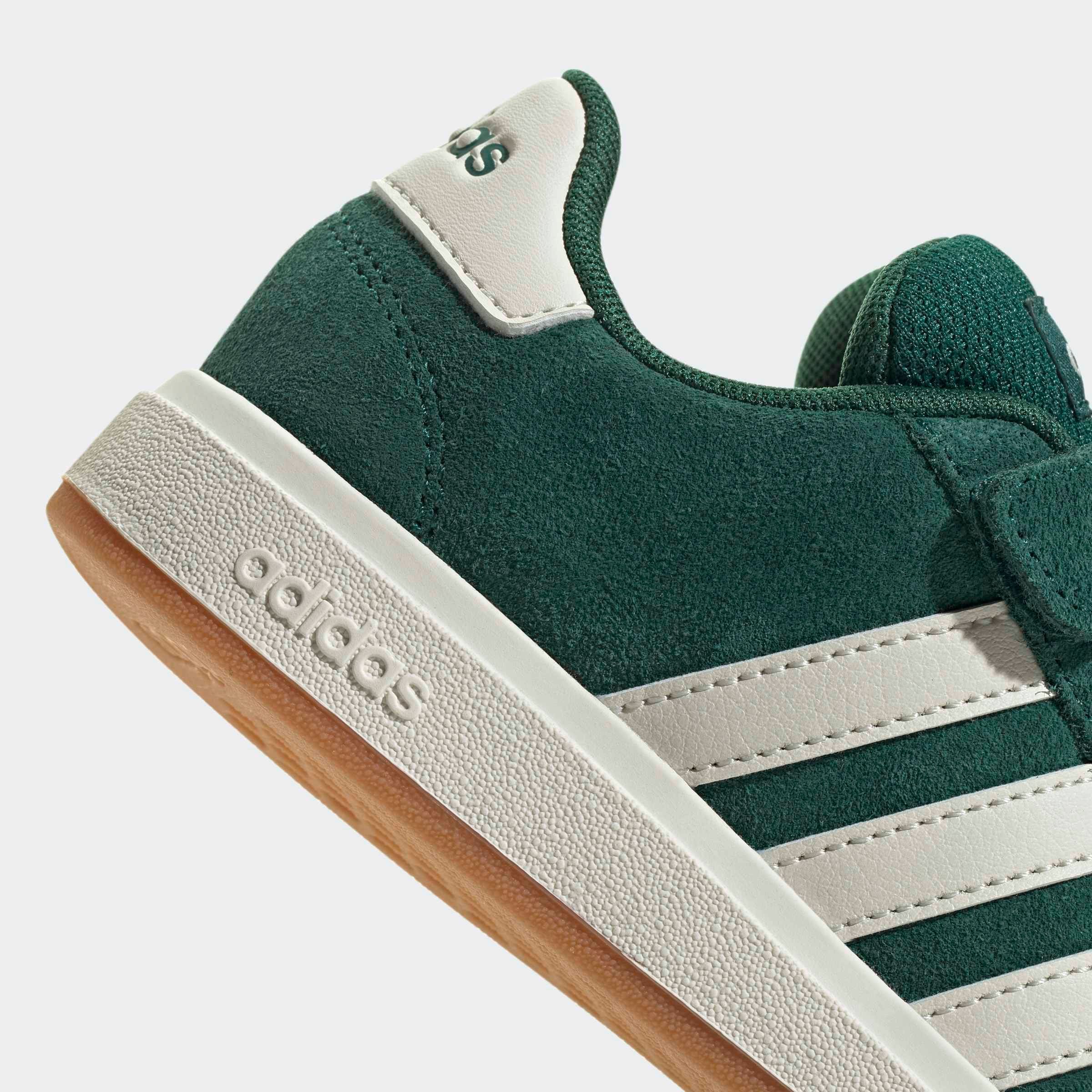 adidas Sportswear Sneaker »GRAND COURT 00S KIDS«, Design auf den Spuren des adidas Superstar