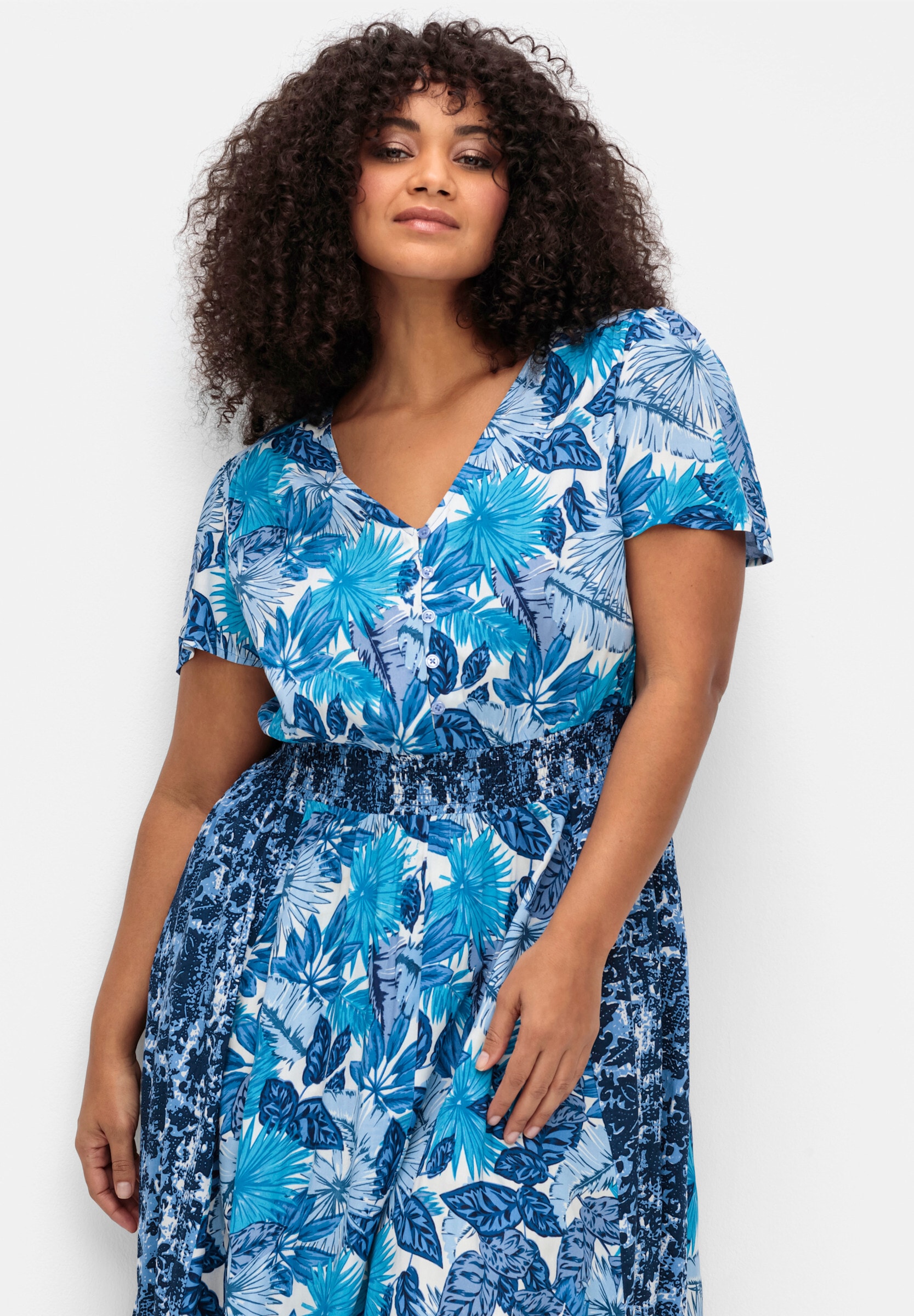 sheego by Joe Browns Jerseykleid »Kleid Druckkleid mit Smokbund in der Taille« Ohne Tasche im Mustermix, mit weitem Rock